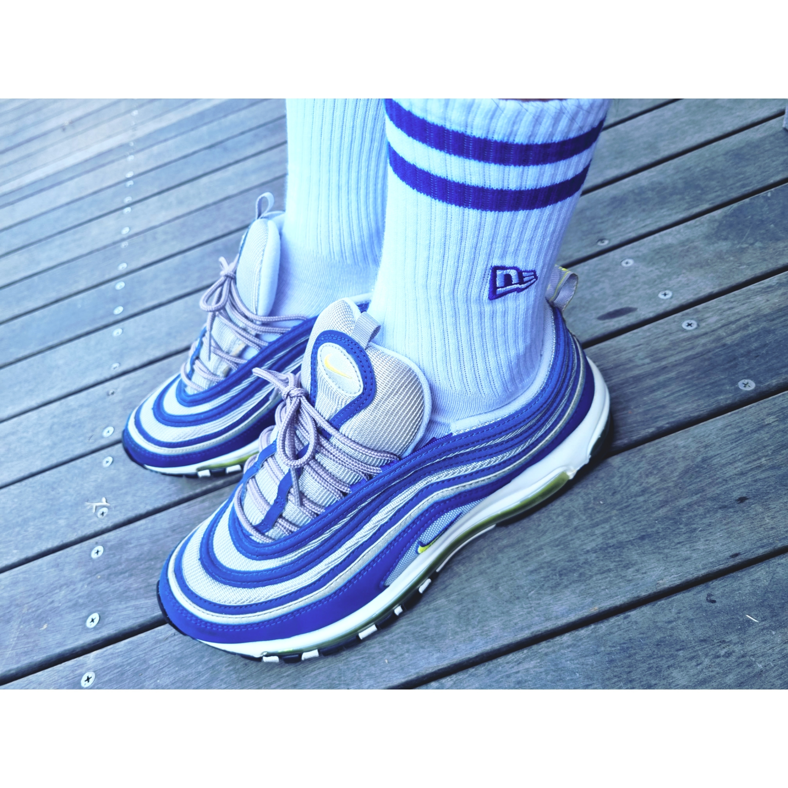 Nike Air Max 97 OG Royal Neon 착용 스타일