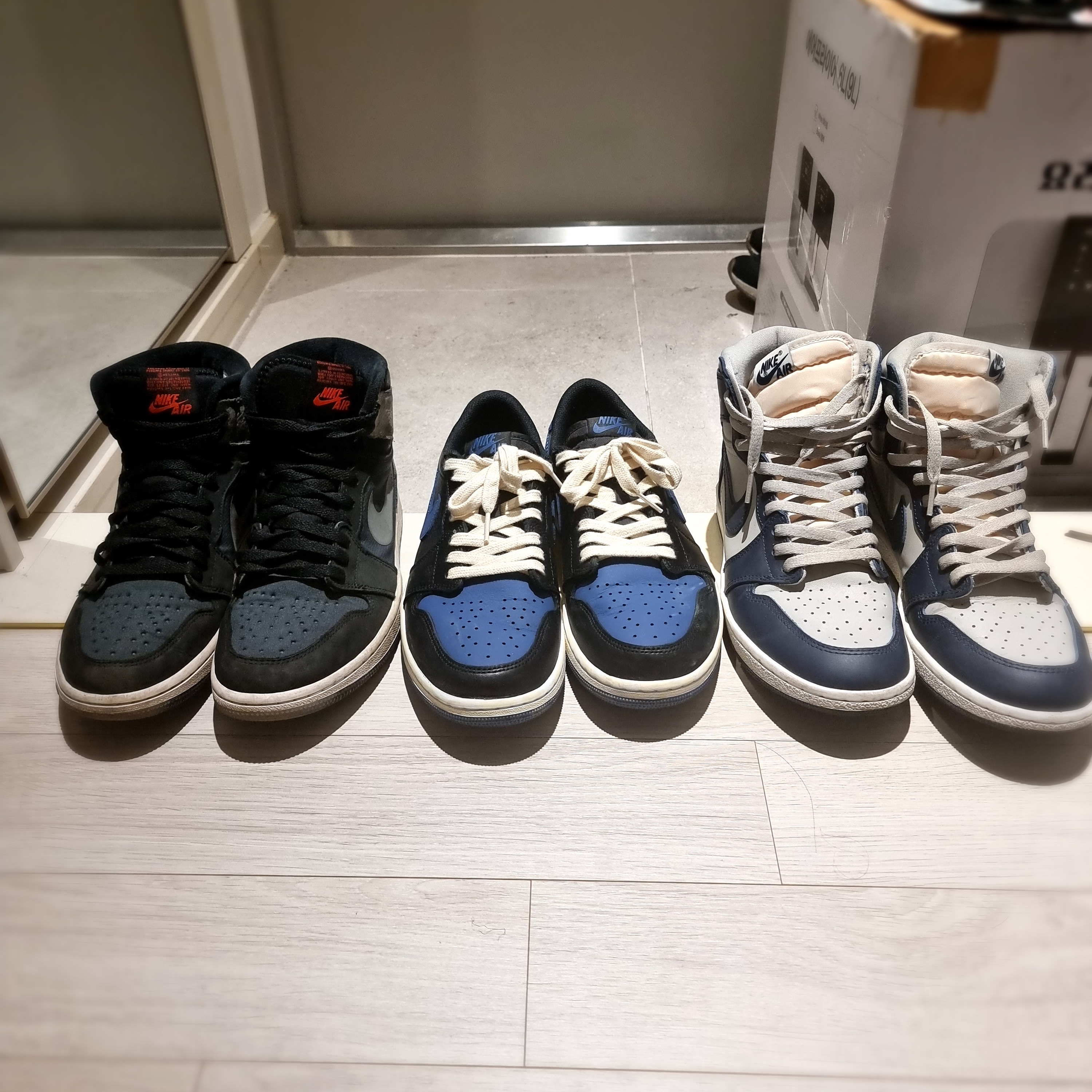 Jordan 1 Element Gore-Tex Particle Grey, Jordan 1 Retro Low OG Mystic Navy 착용 스타일 - 1