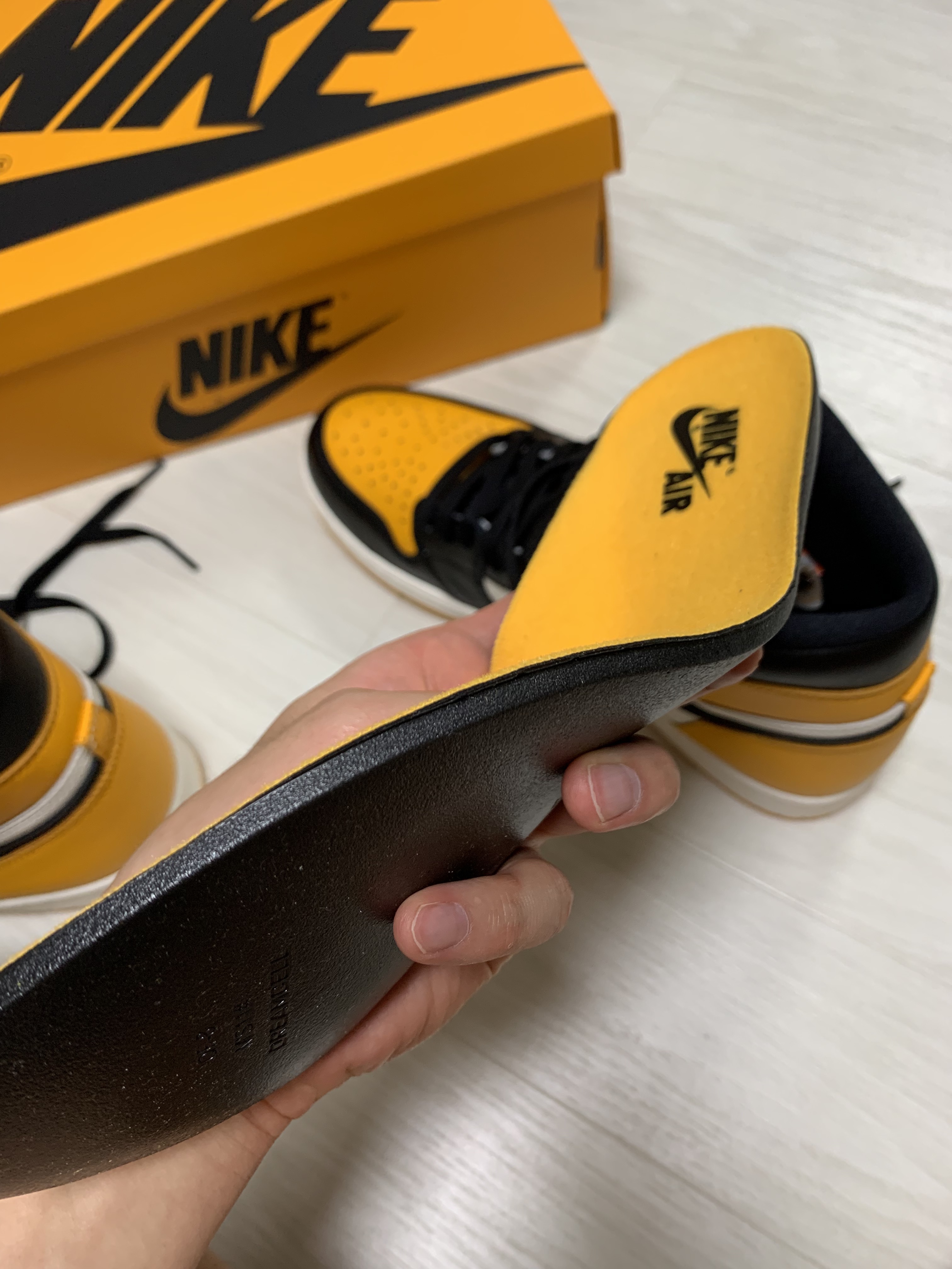 Jordan 1 Retro High OG Taxi, (GS) Jordan 1 Retro High OG Taxi 착용 스타일 - 3