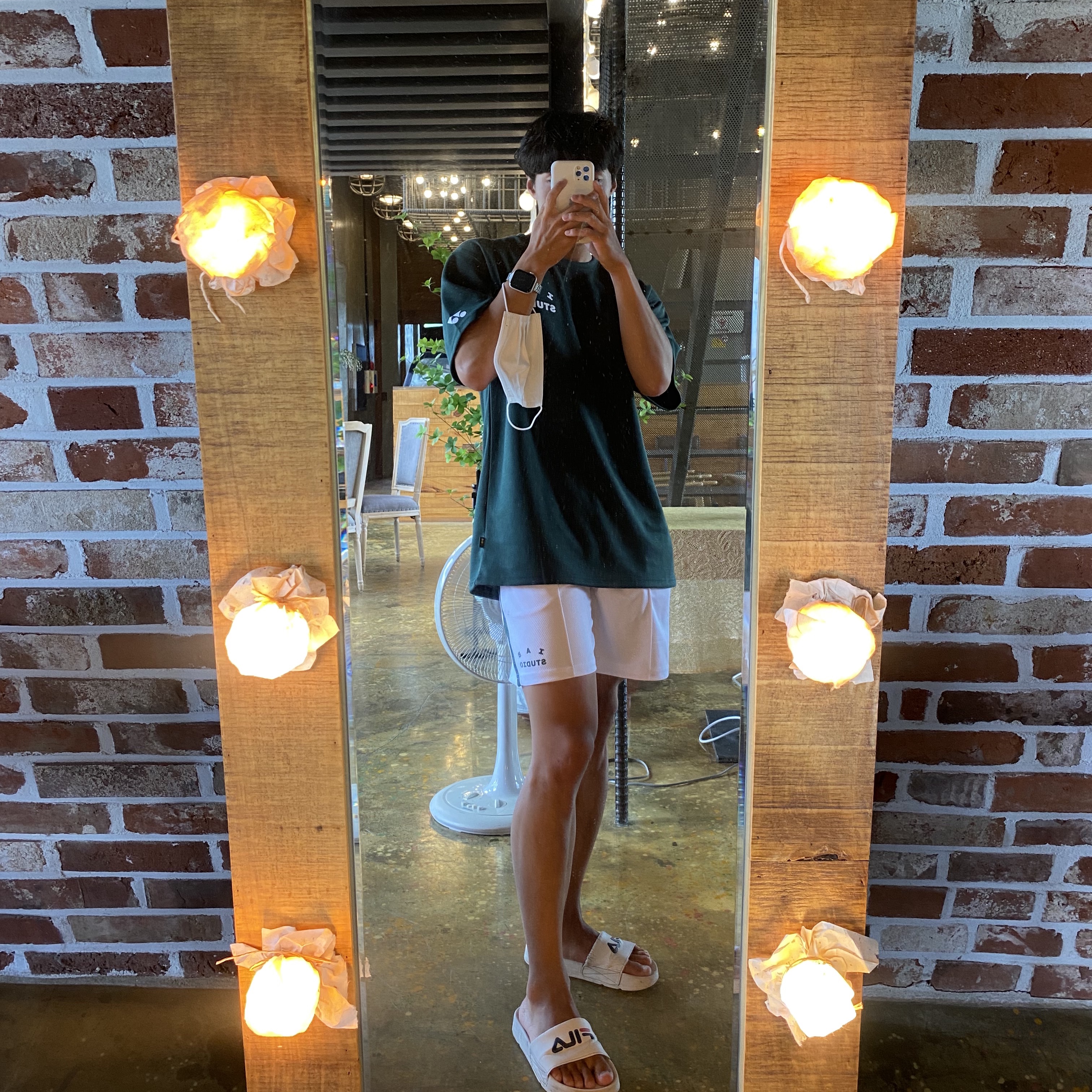 IAB Studio x Yonex T-Shirt Green, IAB Studio x Yonex Game Shorts White 착용 스타일 - 5