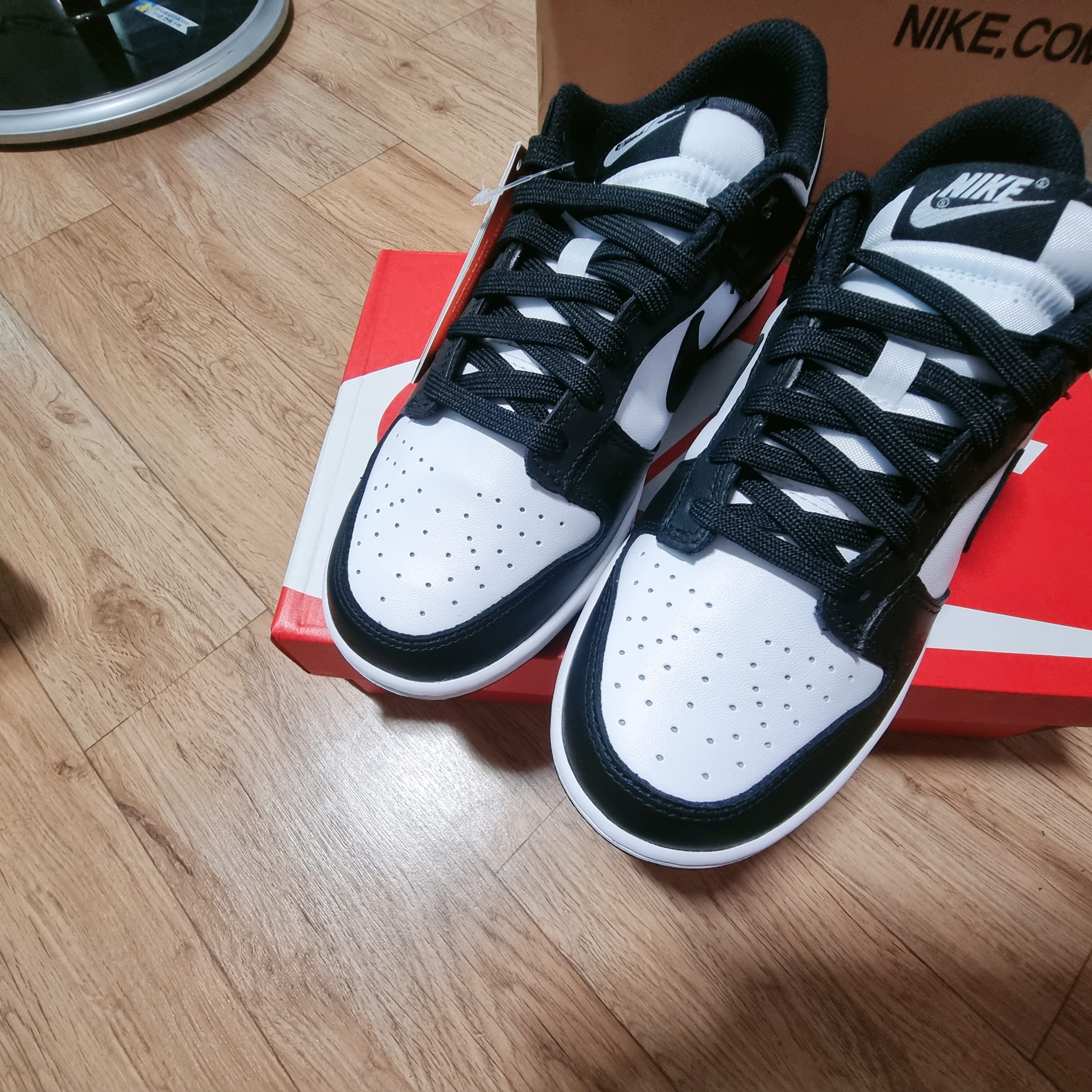 (W) Nike Dunk Low Black 착용 스타일 - 3