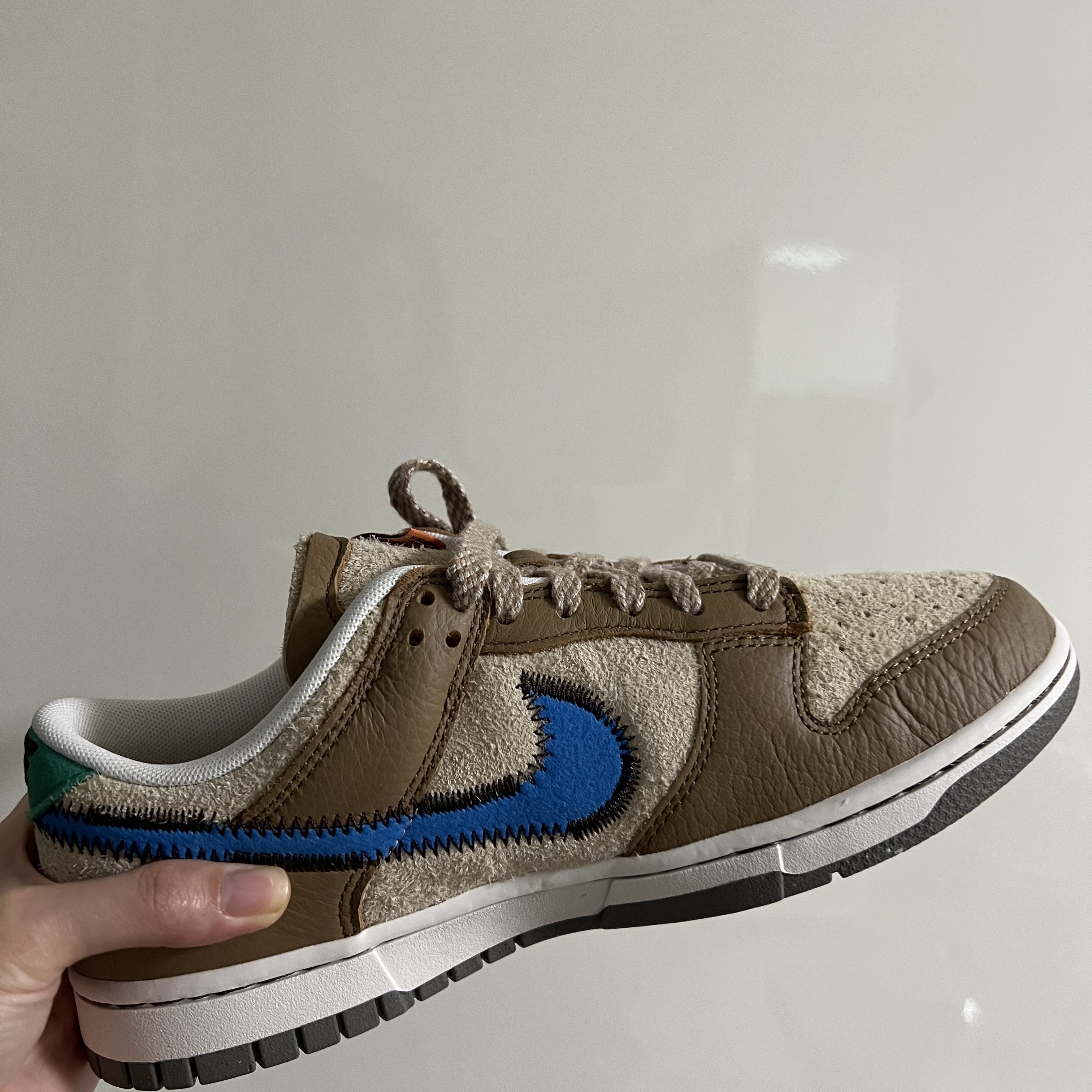 Nike x Size? Dunk Low Dark Driftwood Photo Blue 착용 스타일 - 2