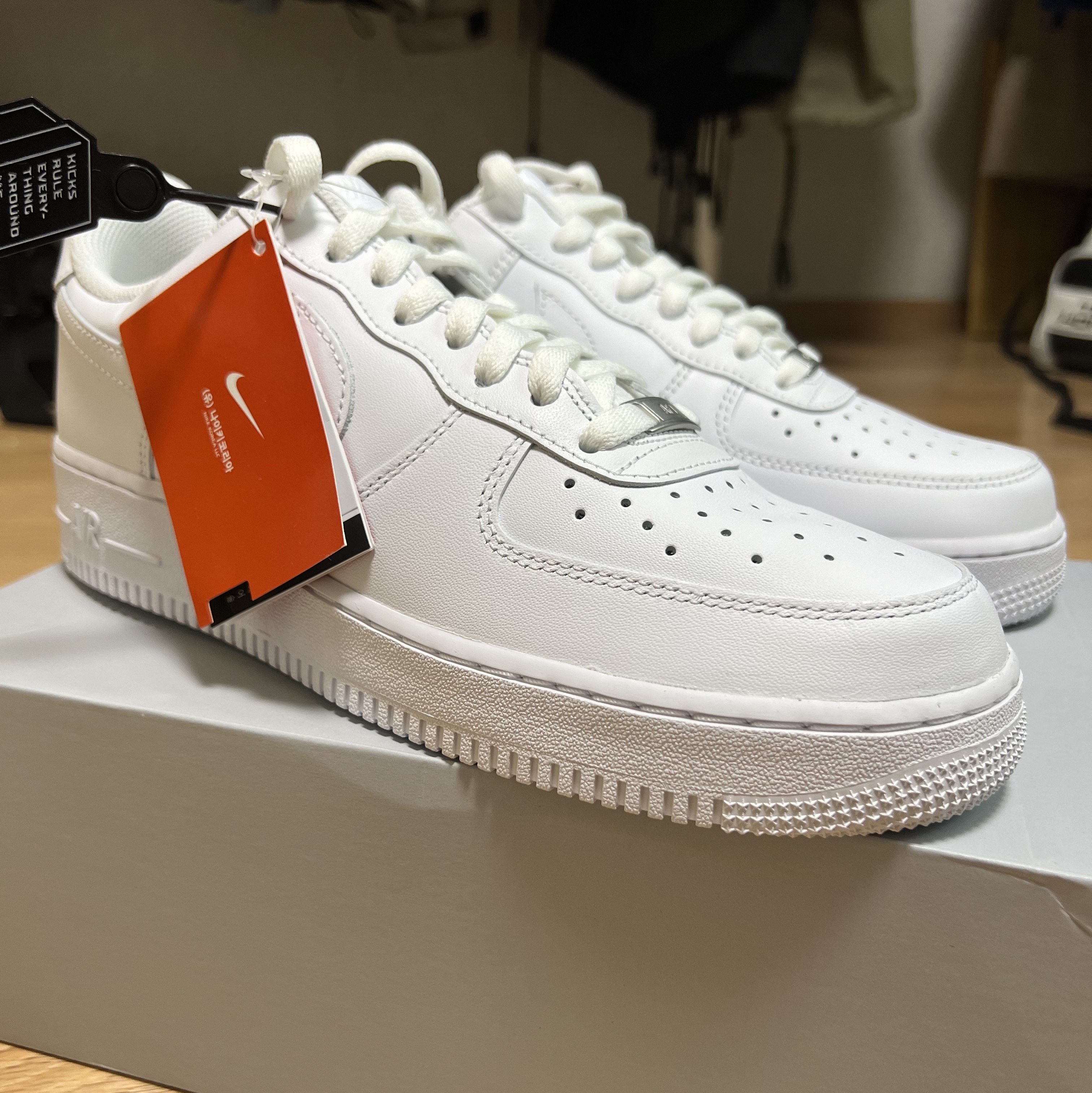Nike Air Force 1 '07 Low White 착용 스타일