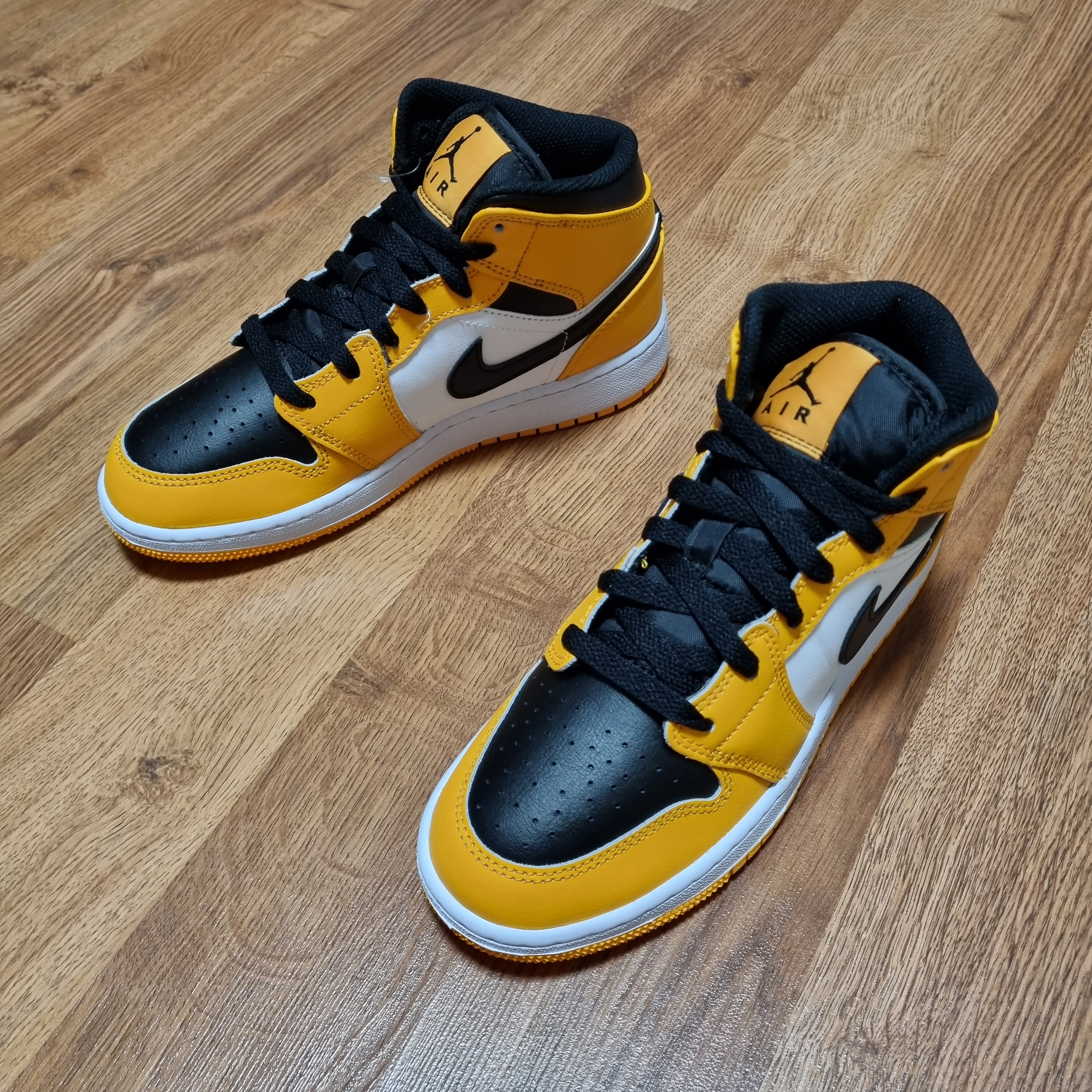 (GS) Jordan 1 Mid Taxi 착용 스타일 - 2