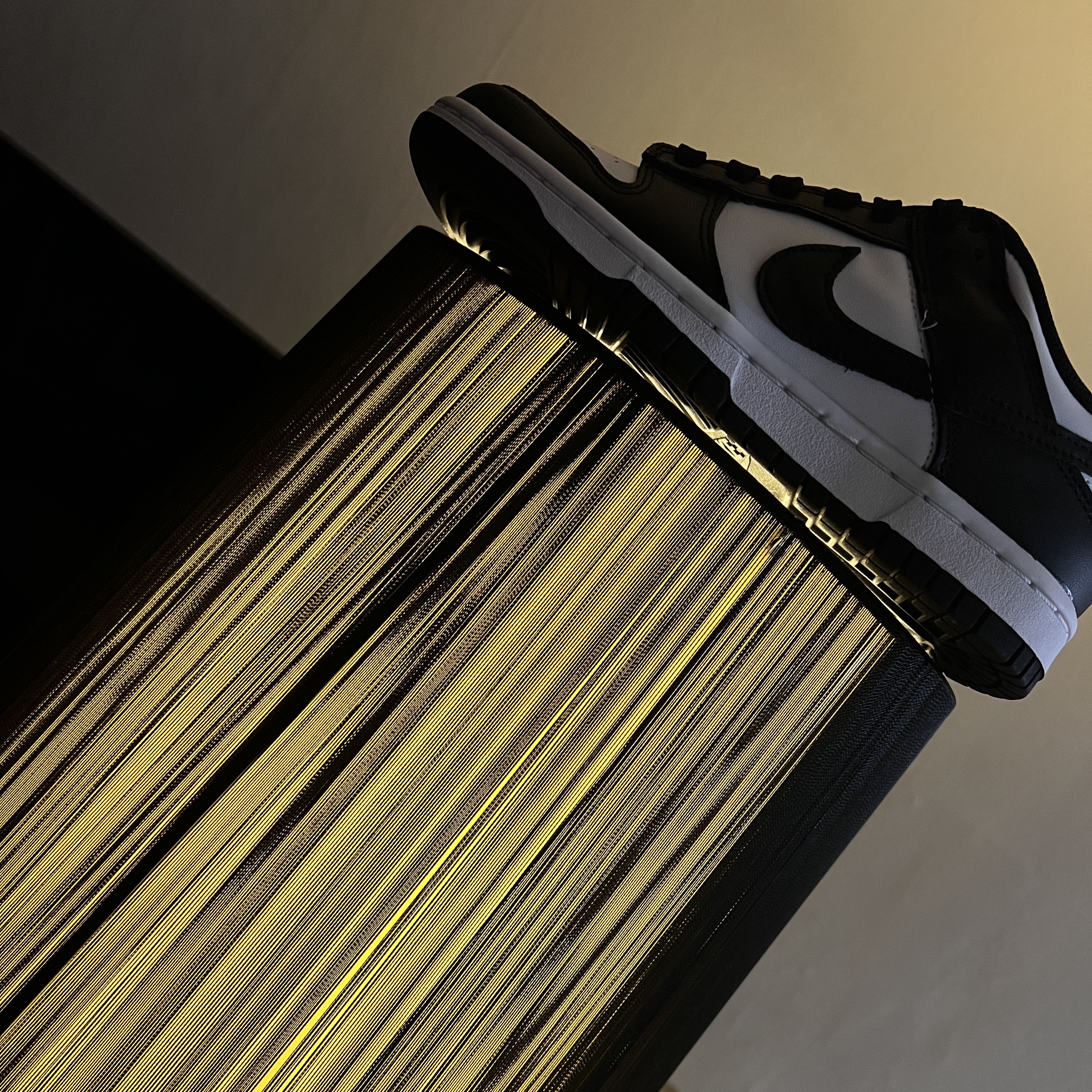 (W) Nike Dunk Low Black 착용 스타일