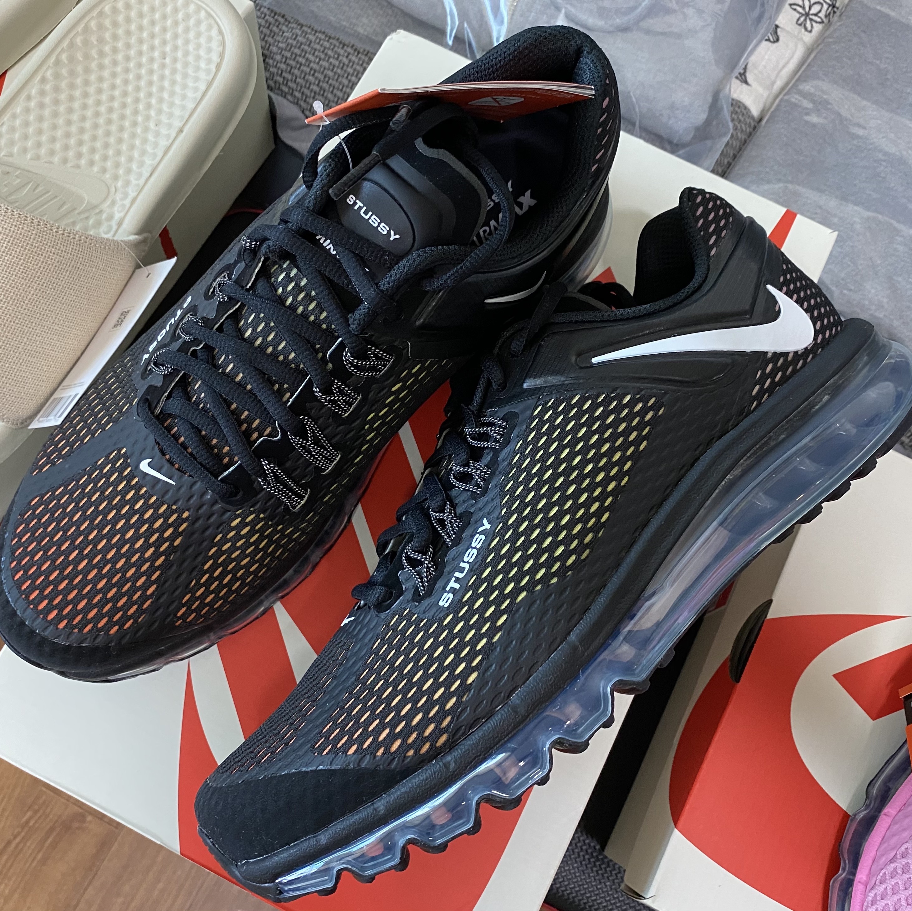 Nike x Stussy Air Max 2013 Black 착용 스타일 - 1