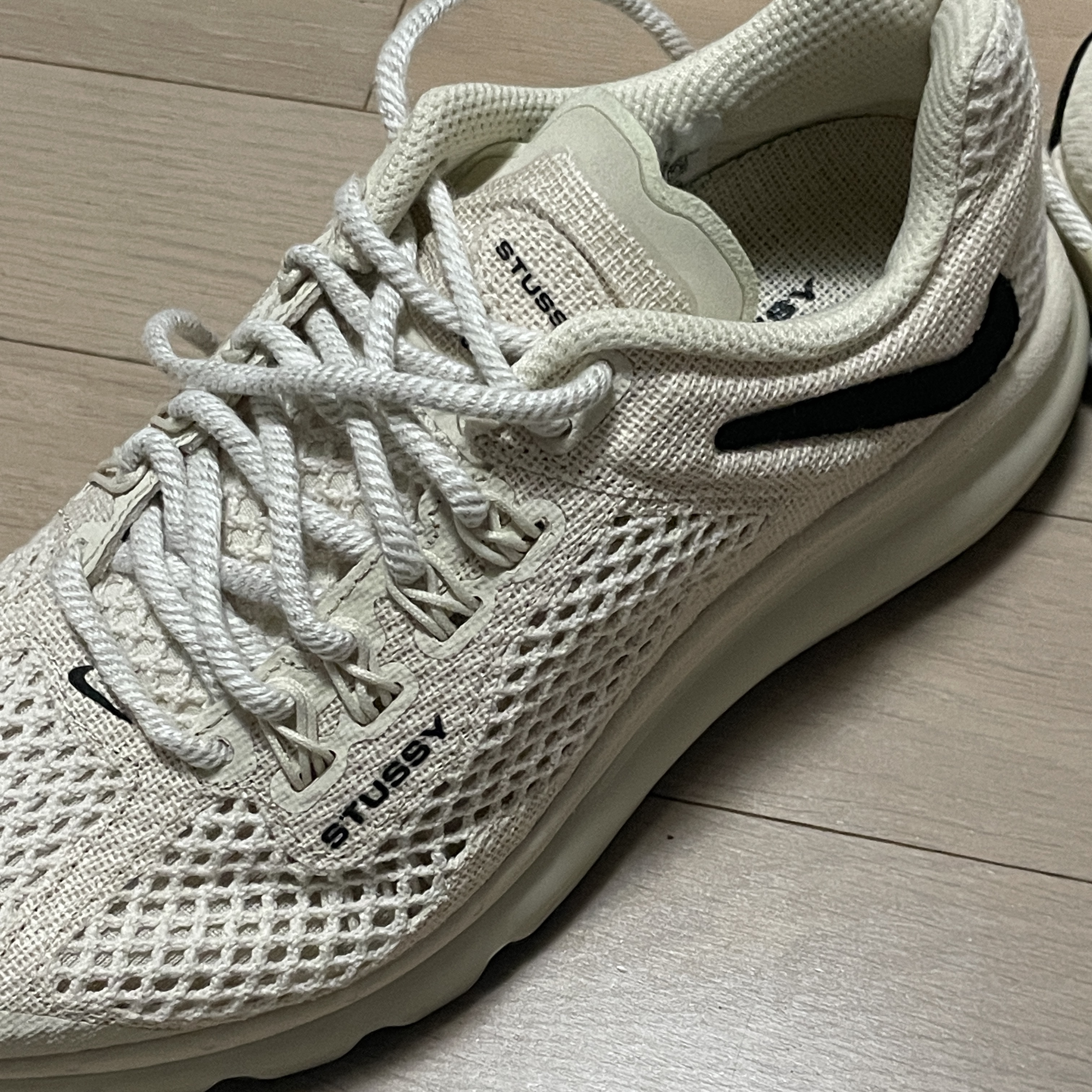 Nike x Stussy Air Max 2013 Fossil 착용 스타일 - 1