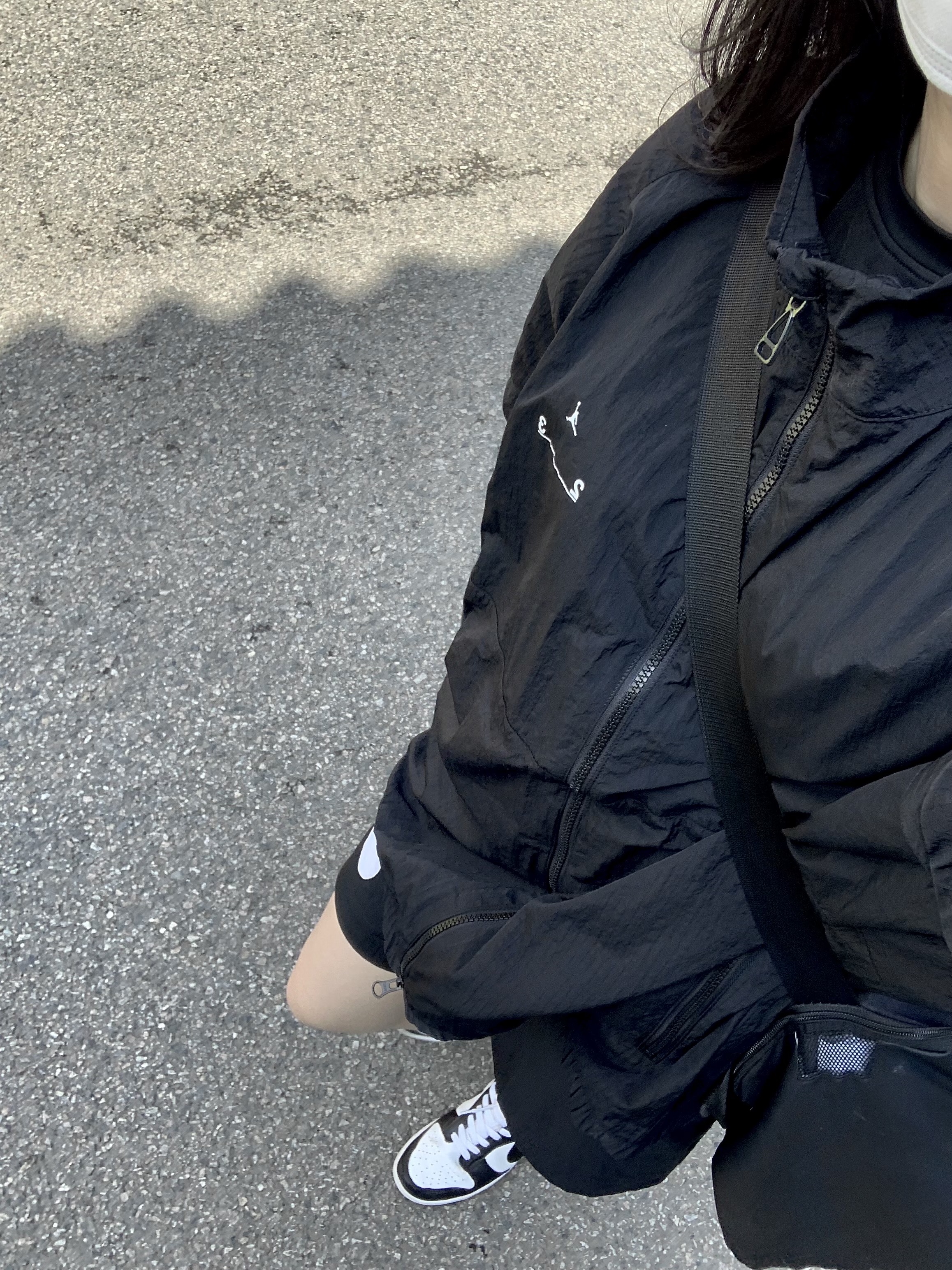Nike Dunk Low Retro Black, Jordan 23 Engineered Jacket Black - Asia 착용 스타일 - 1