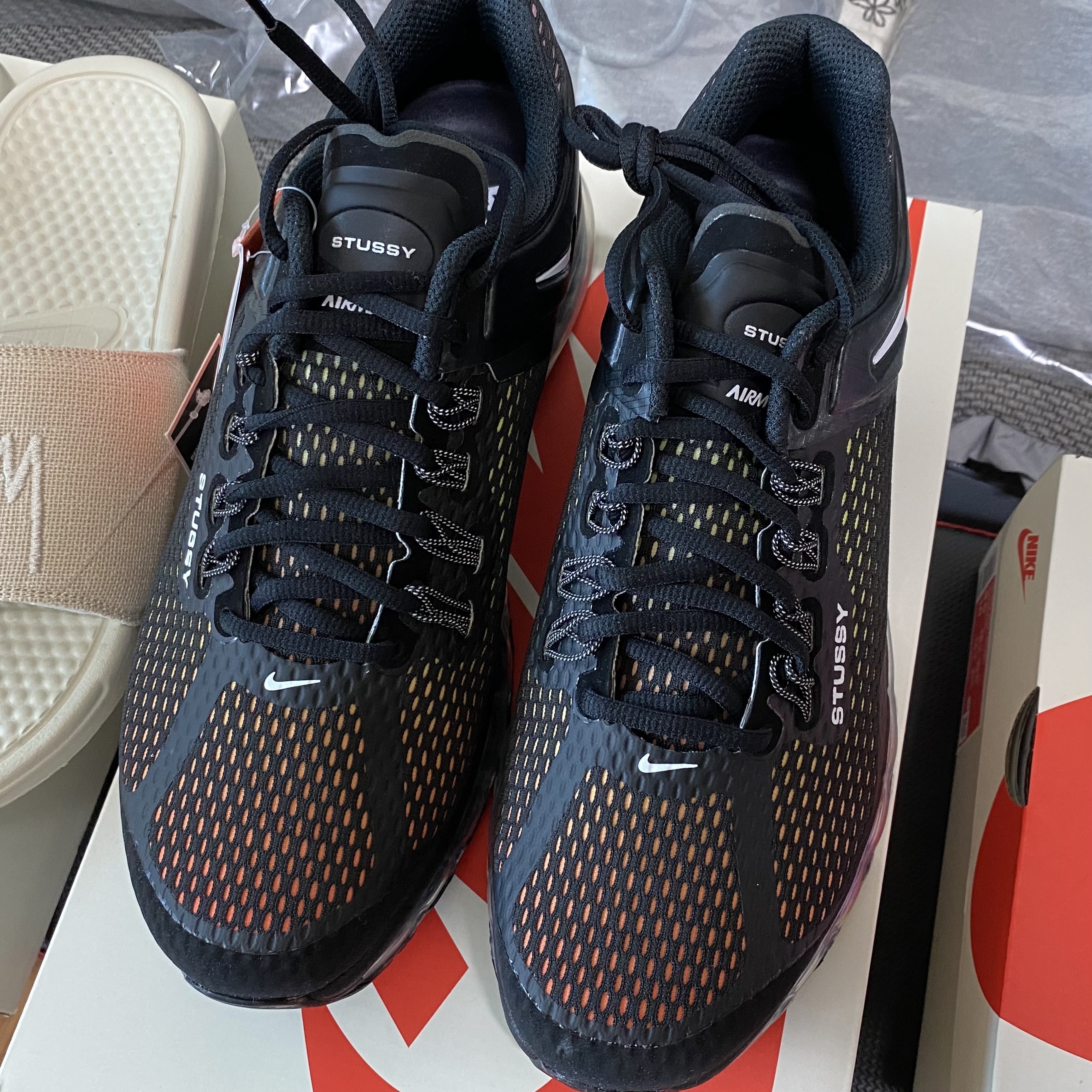 Nike x Stussy Air Max 2013 Black 착용 스타일 - 3