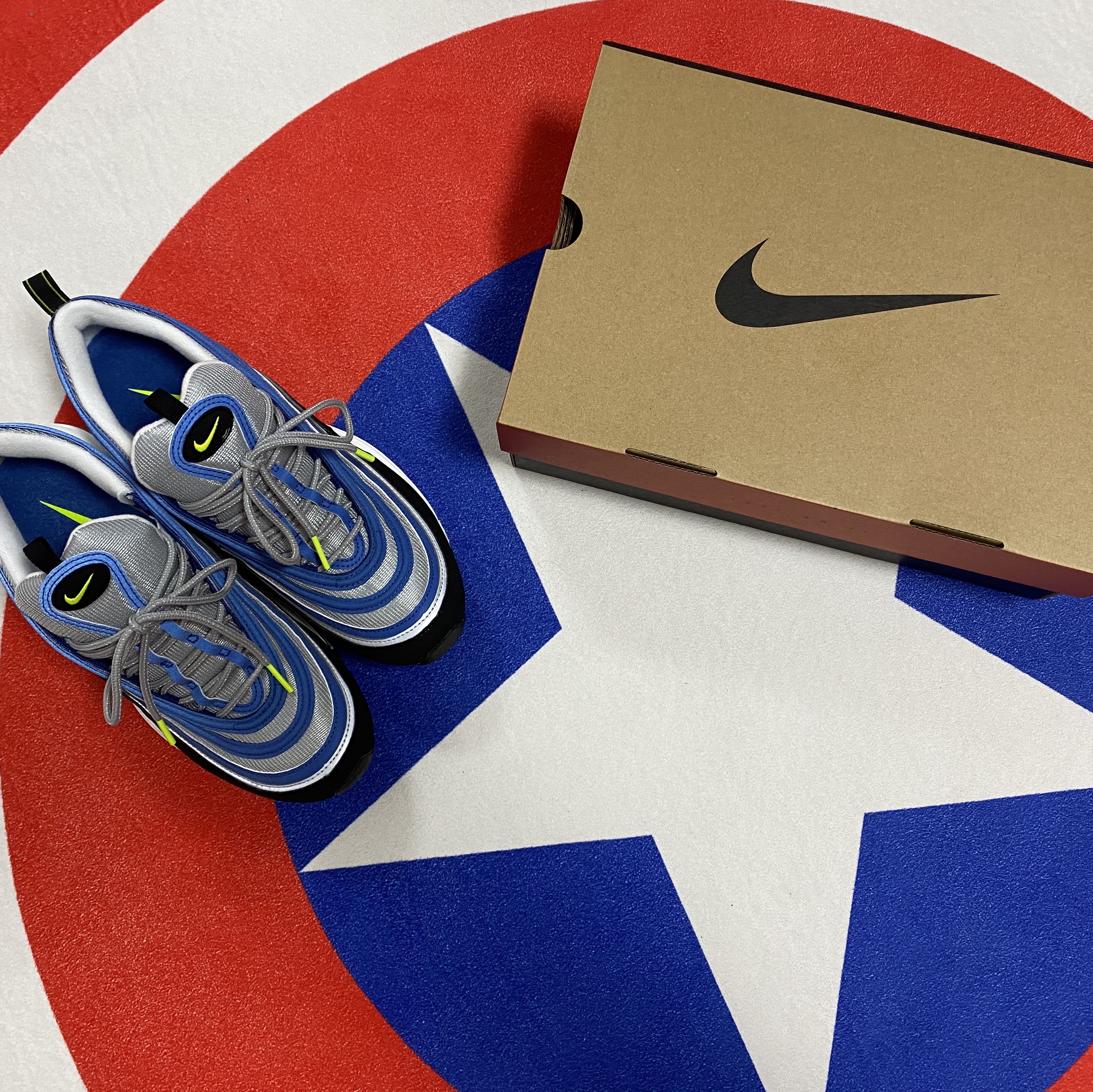 Nike Air Max 97 OG Atlantic Blue and Voltage Yellow 착용 스타일 - 1