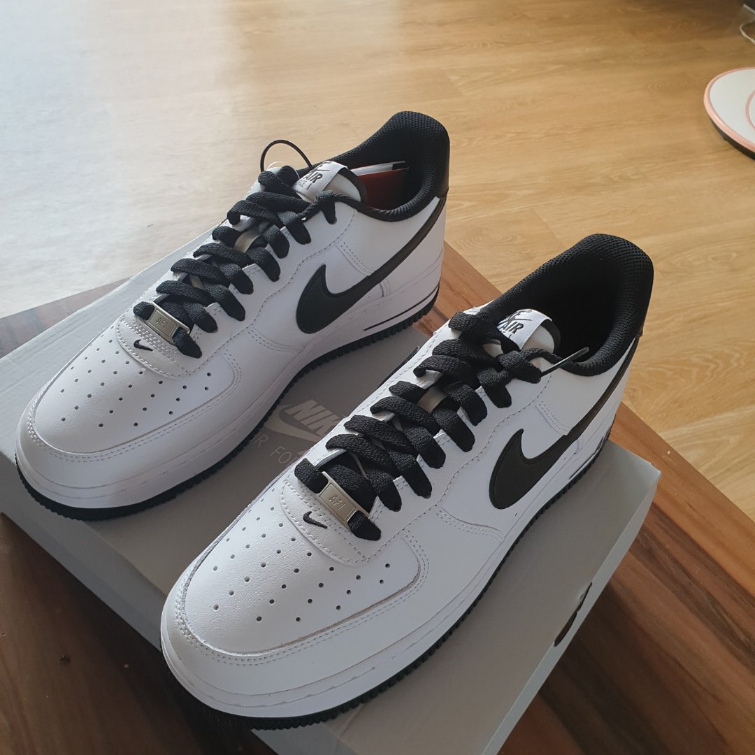 Nike Air Force 1 '07 White Black 착용 스타일