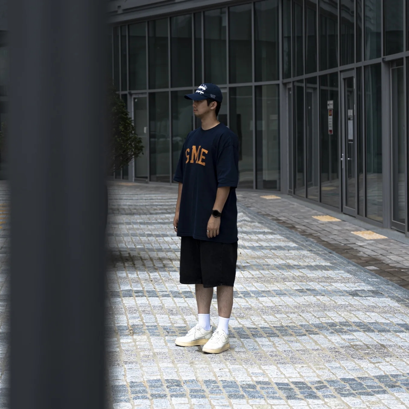 Nike Air Force 1 '07 LV8 Timeless Classic 착용 스타일 - 2