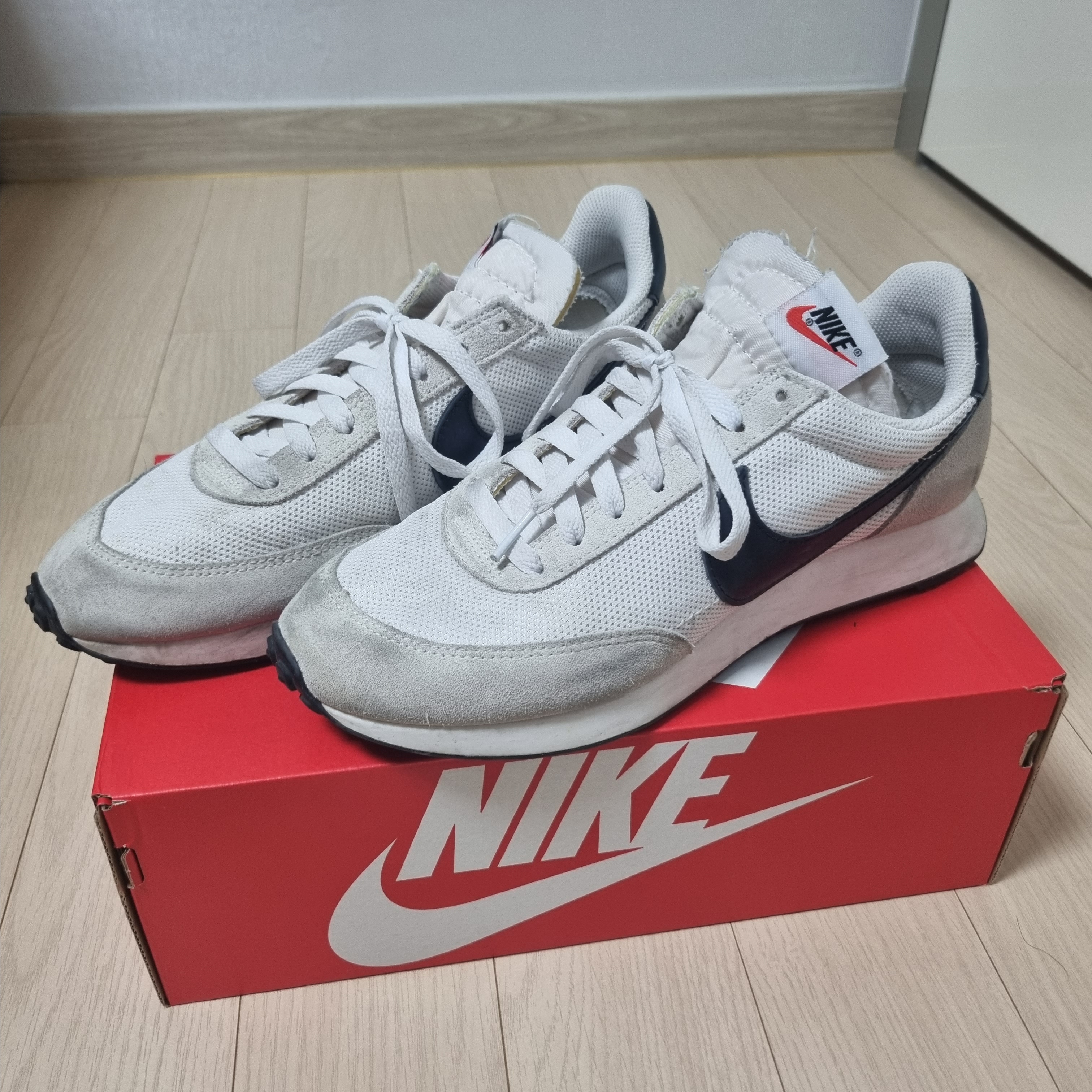 Nike Air Tailwind 79 White Phantom Black 착용 스타일