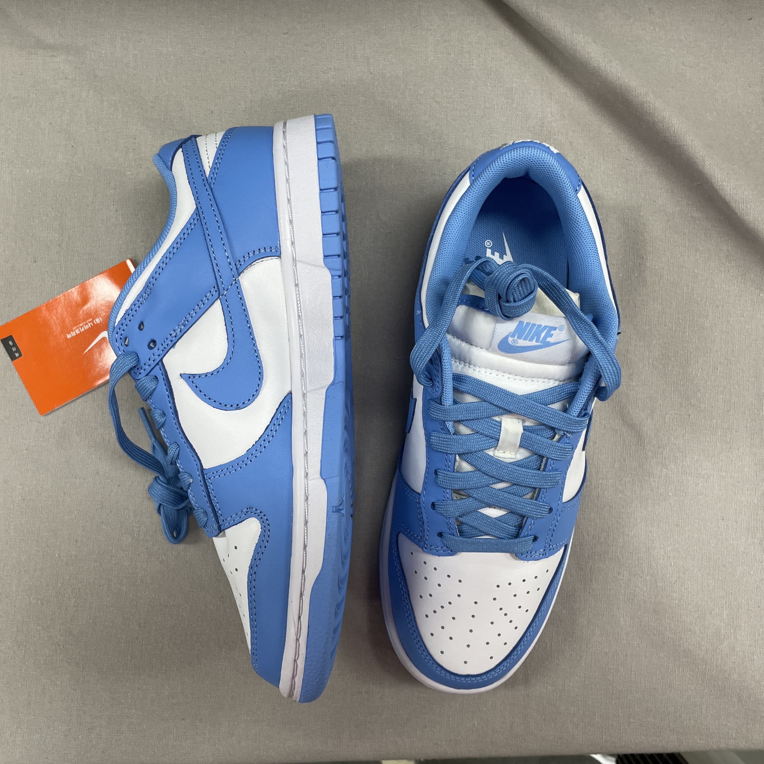 Nike Dunk Low Retro University Blue 착용 스타일 - 3