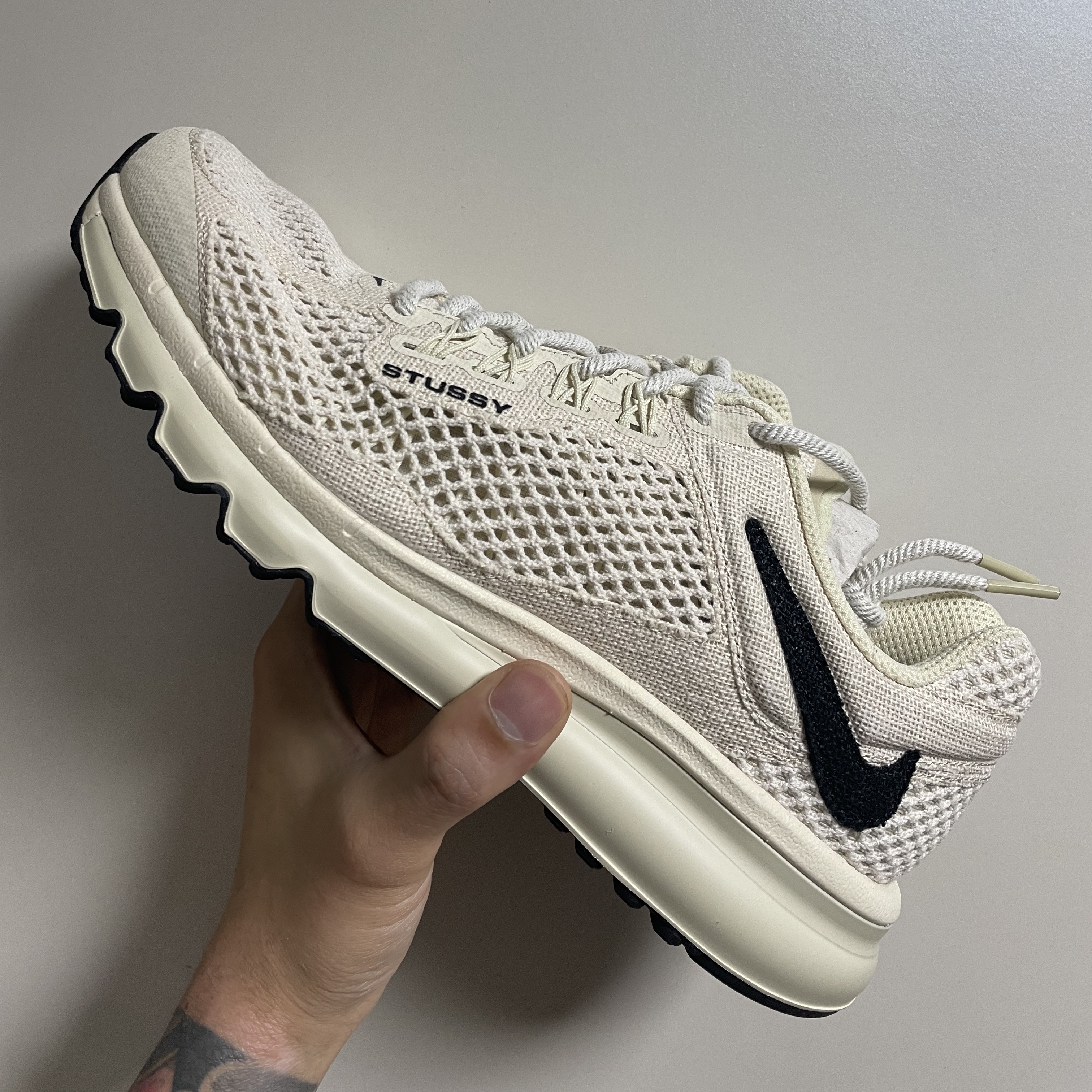 Nike x Stussy Air Max 2013 Fossil 착용 스타일