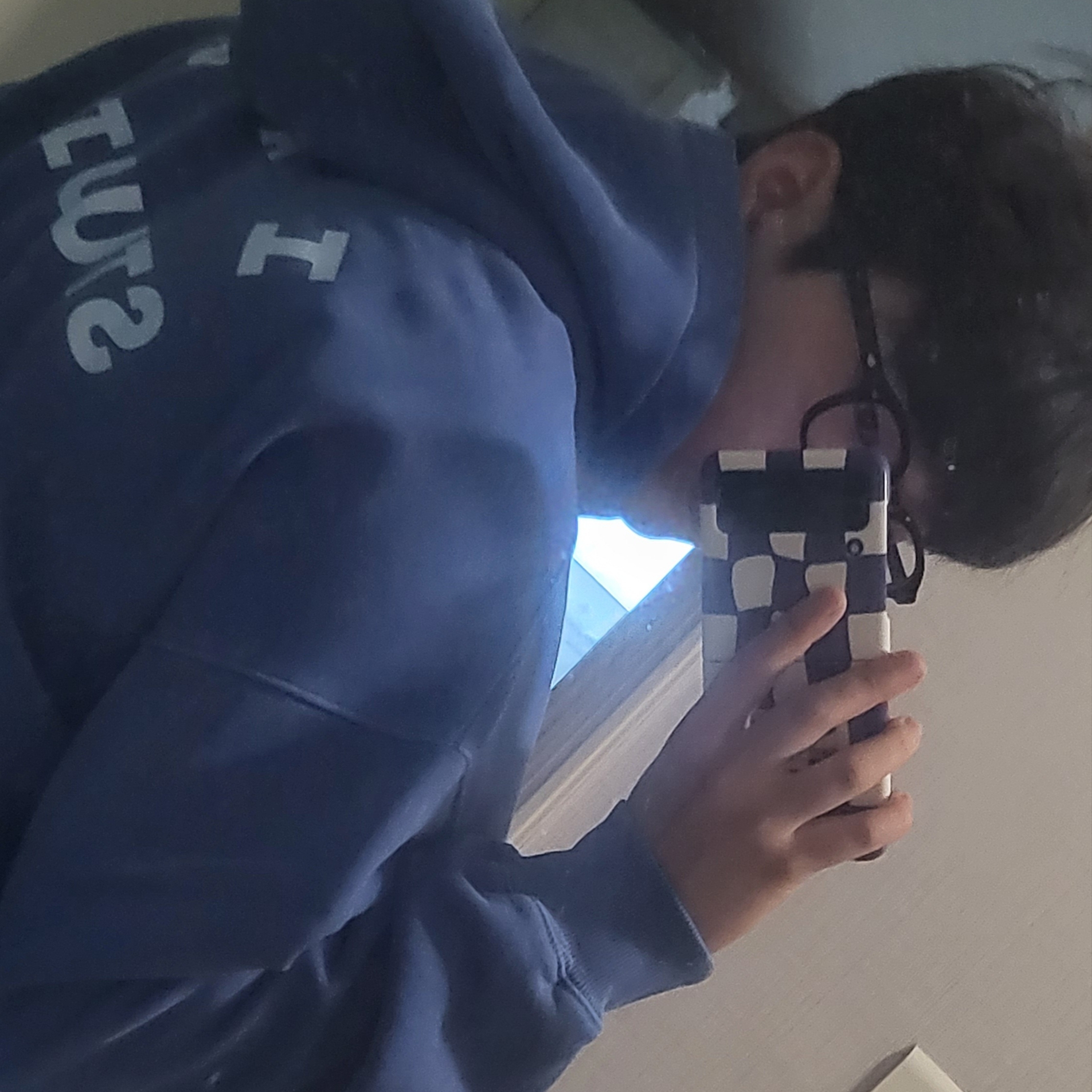 IAB Studio Pigment Hoodie Royal Blue - 22FW 착용 스타일