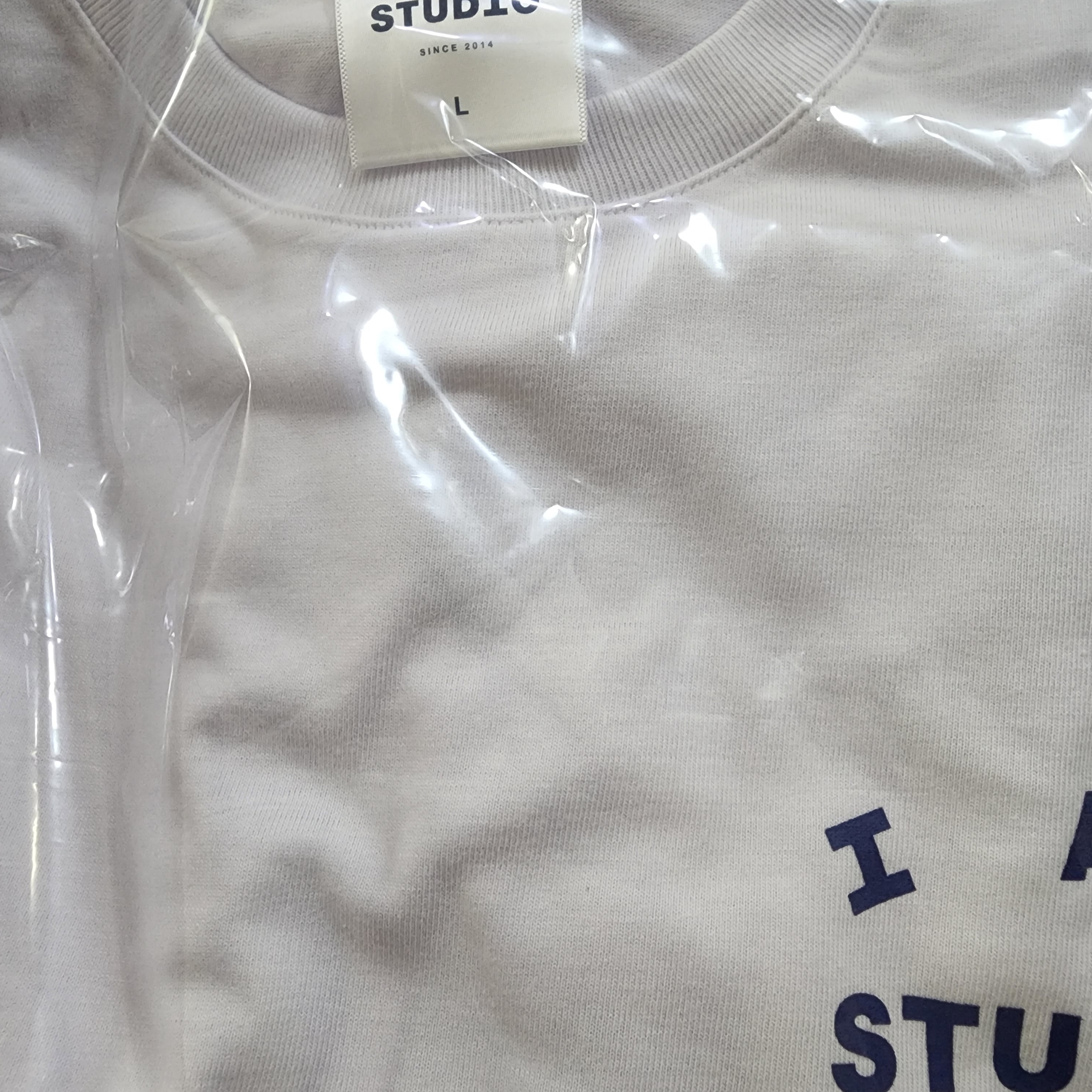 IAB Studio T-Shirt White Navy - 22FW 착용 스타일