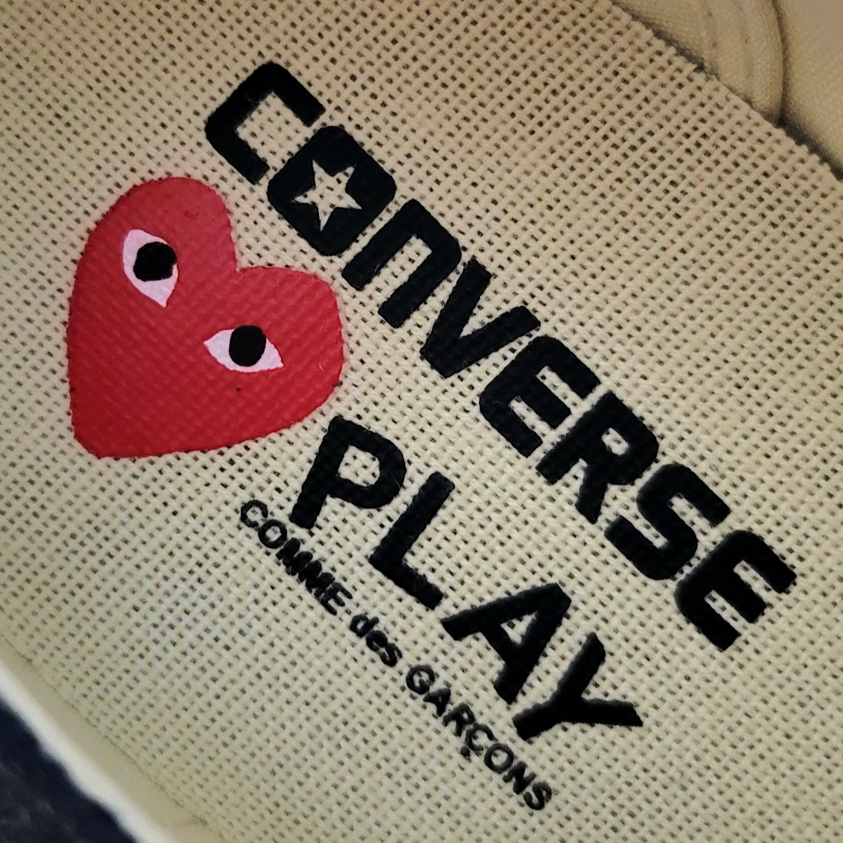 Converse x Play Comme des Garcons Chuck 70 Ox Black 착용 스타일 - 2