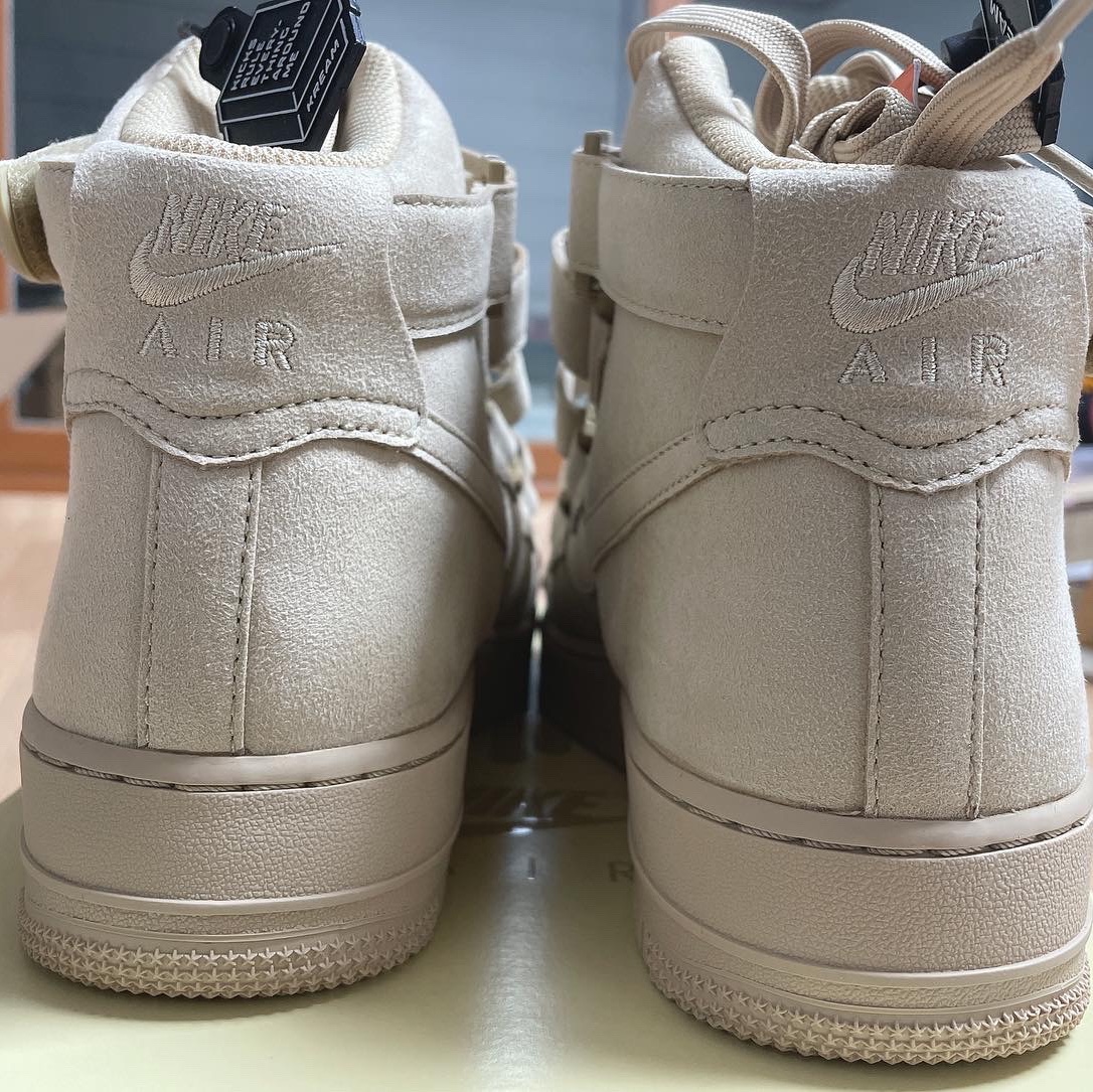 Nike x Billie Eilish Air Force 1 High '07 SP Mushroom 착용 스타일 - 4