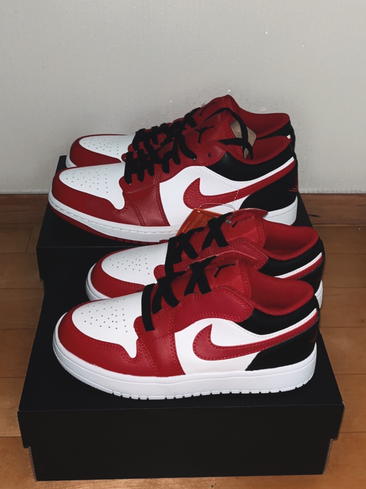 Jordan 1 Low White Gym Red Black, (PS) Jordan 1 Low Alt White Gym Red Black 착용 스타일