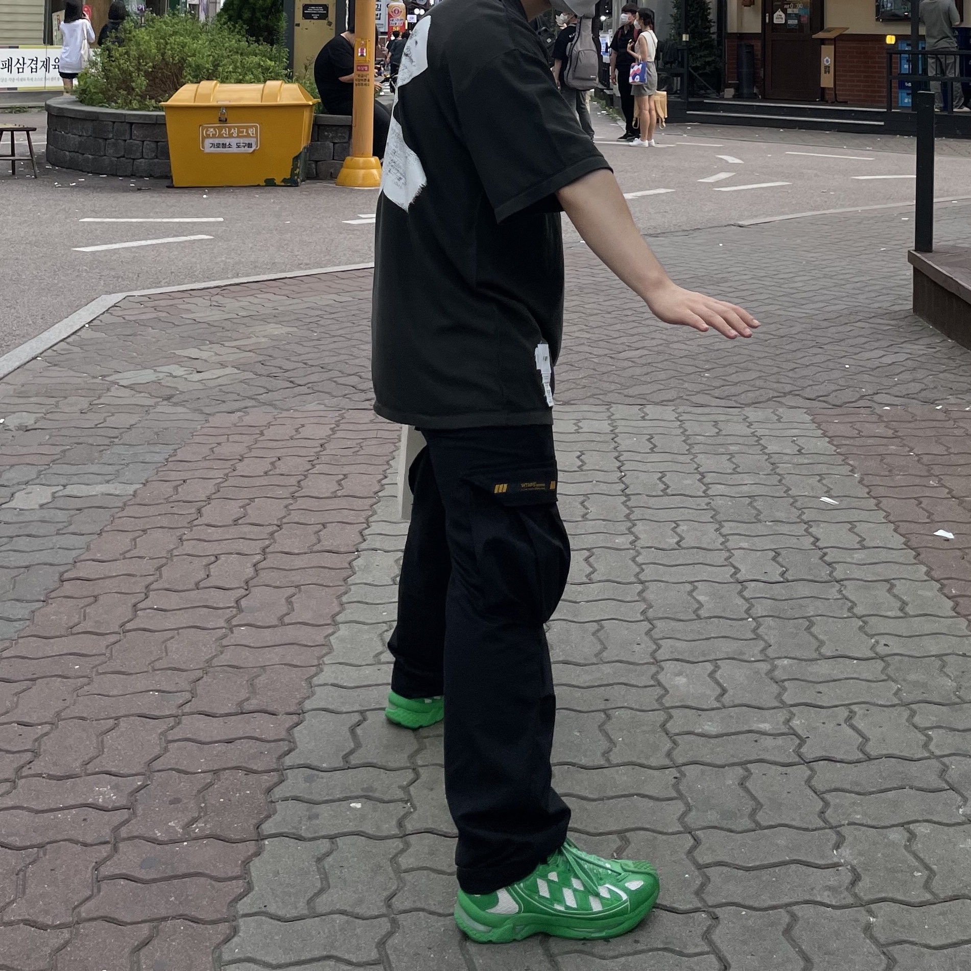 Asics x Kiko Kostadinov Gel-Kiril Cilantro 착용 스타일