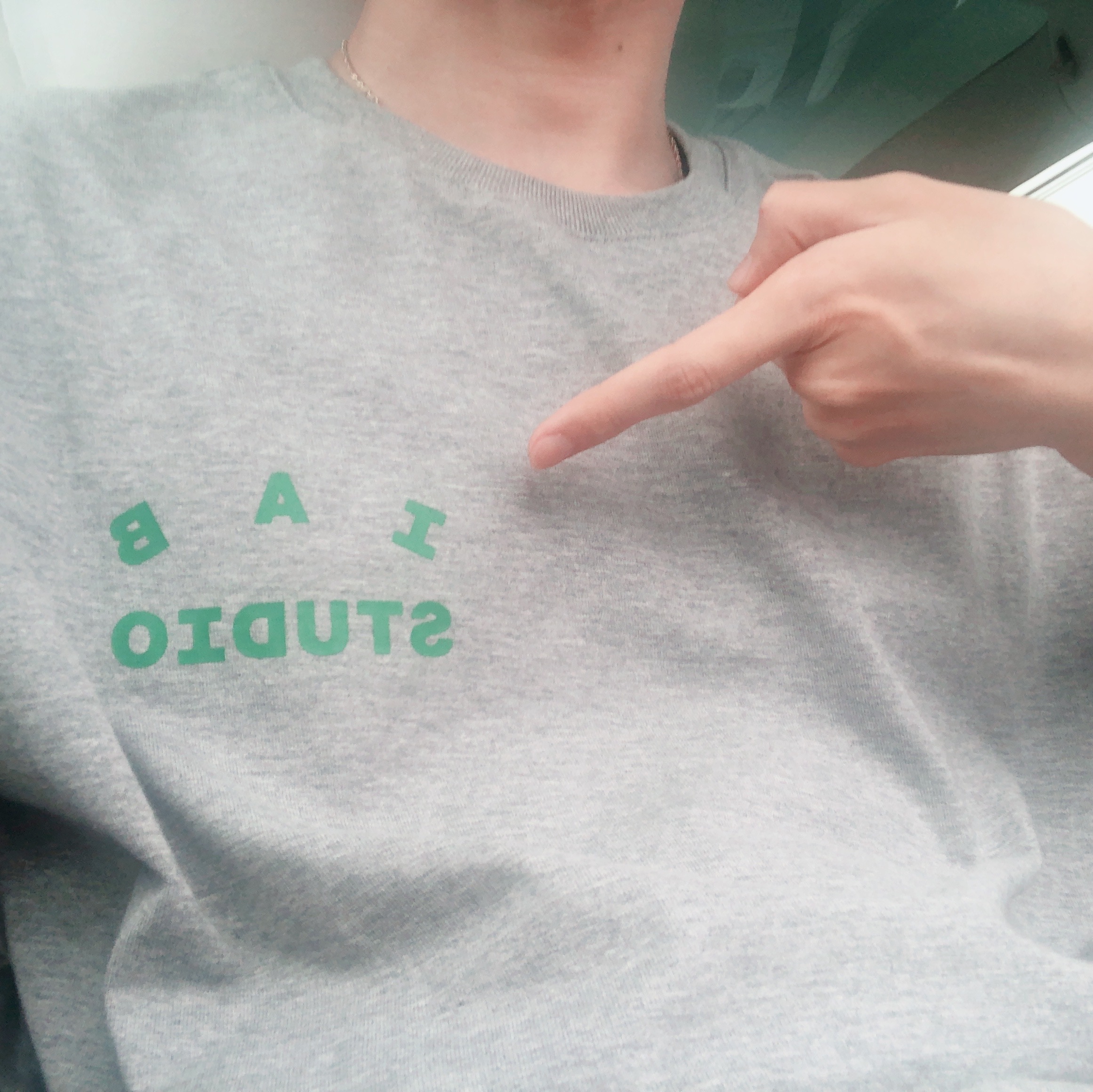 IAB Studio T-Shirt Gray Green - 22FW 착용 스타일