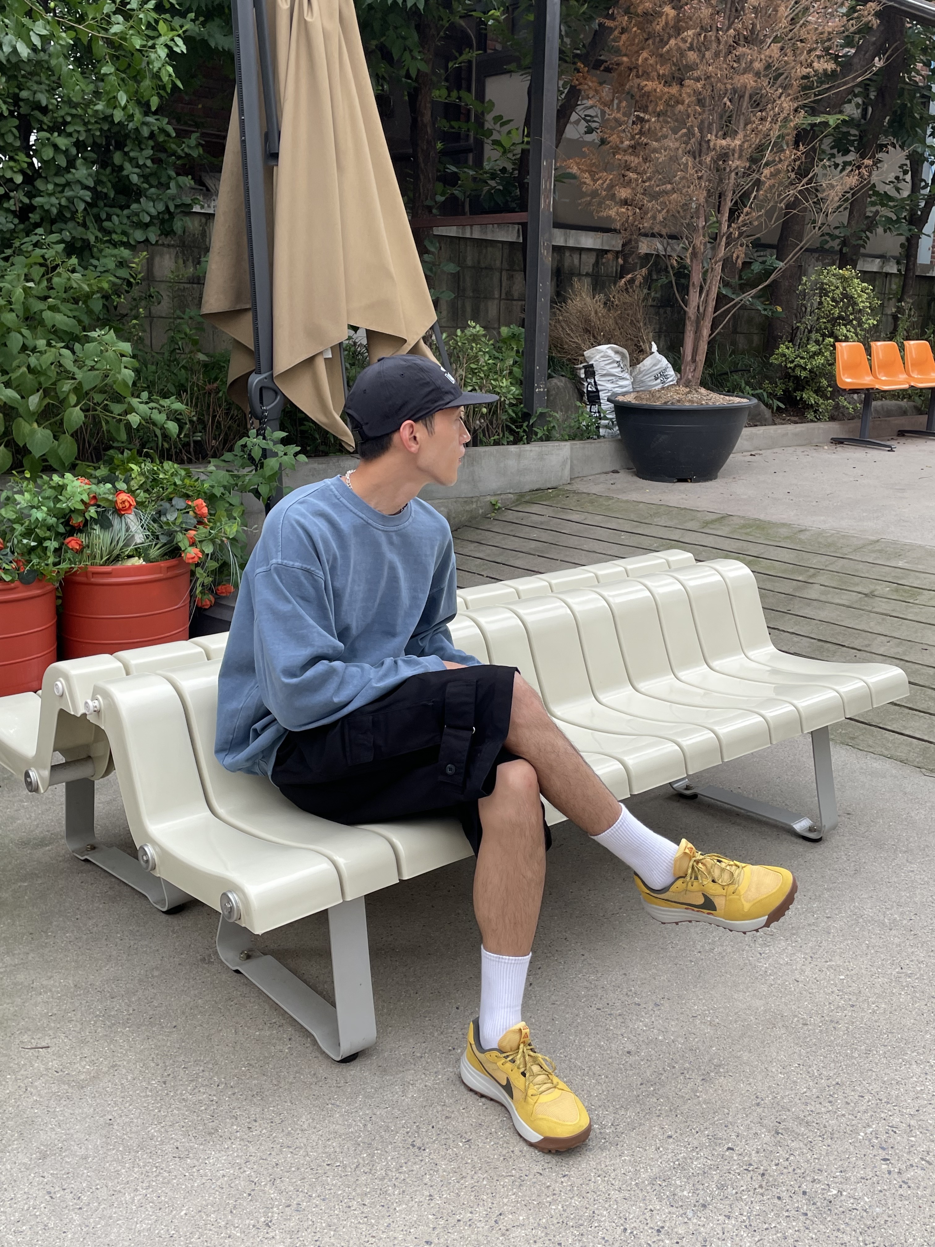 Nike ACG Lowcate Solar Flare 착용 스타일 - 1