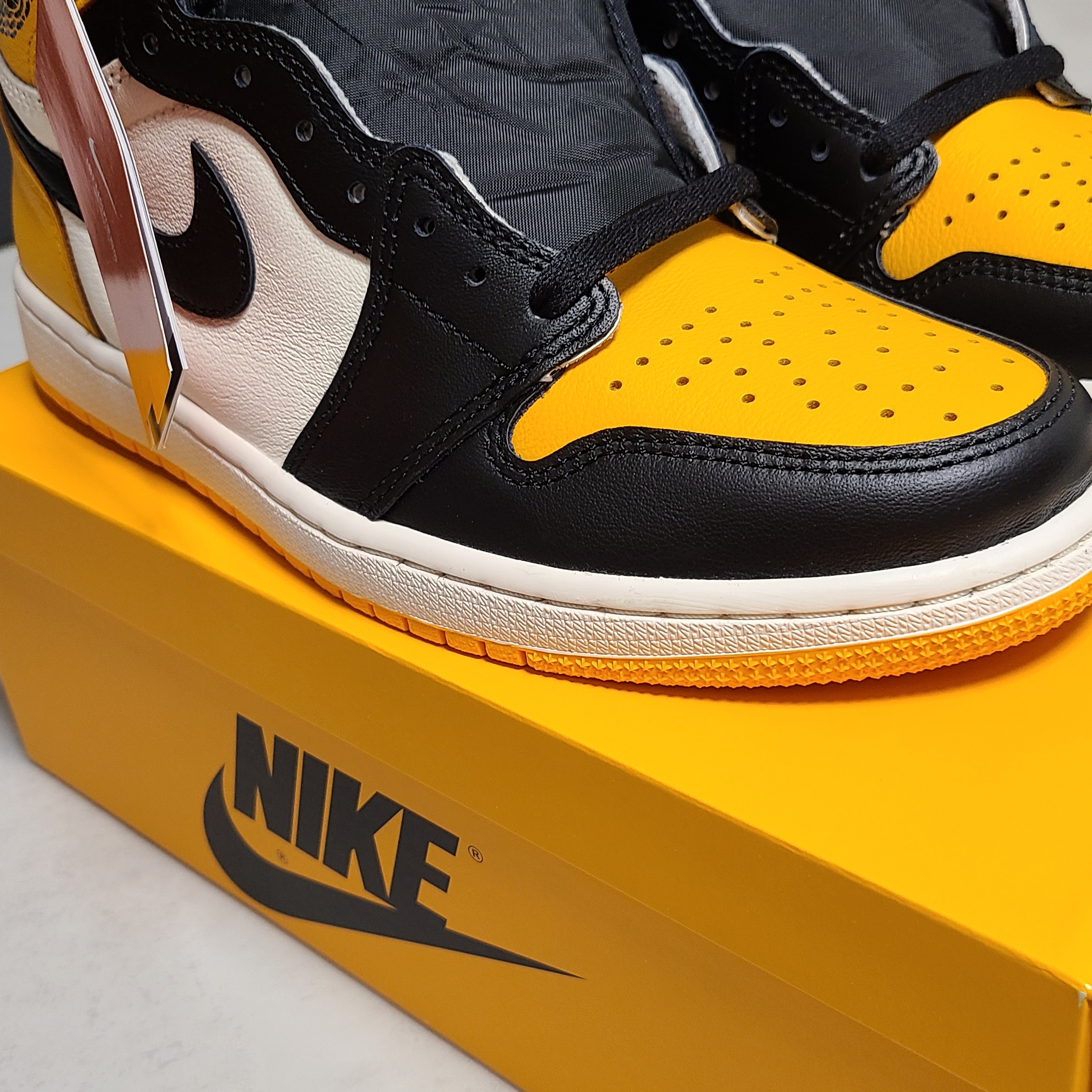 Jordan 1 Retro High OG Taxi 착용 스타일