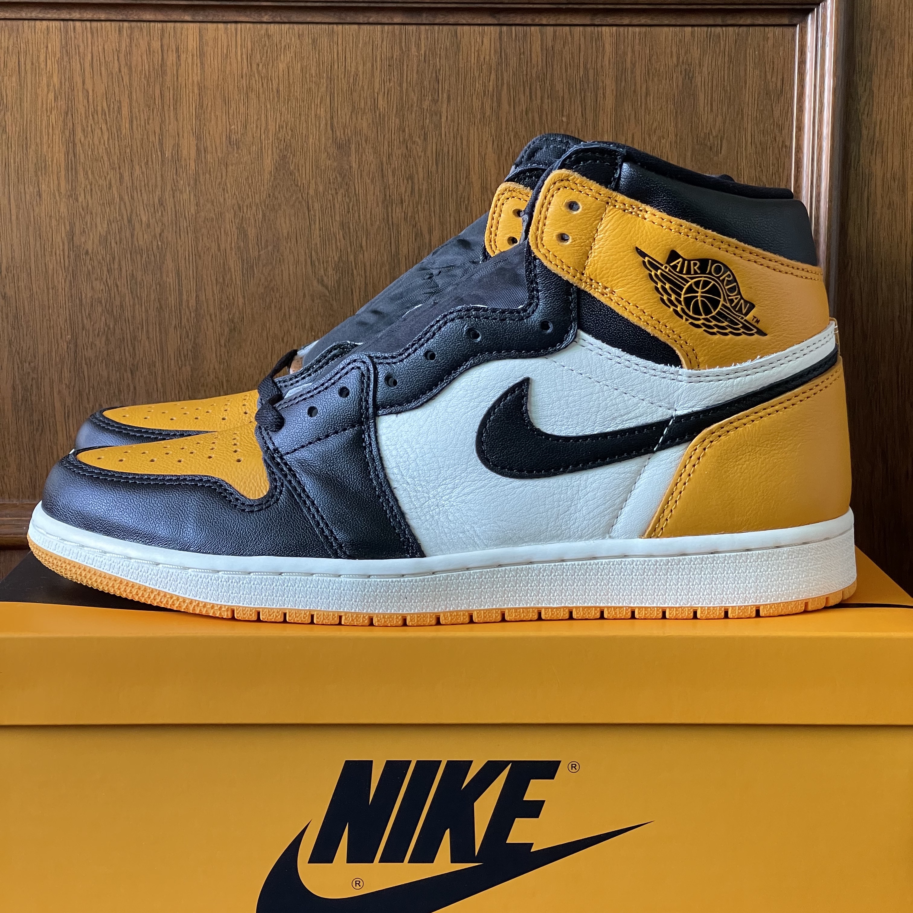 Jordan 1 Retro High OG Taxi 착용 스타일 - 1