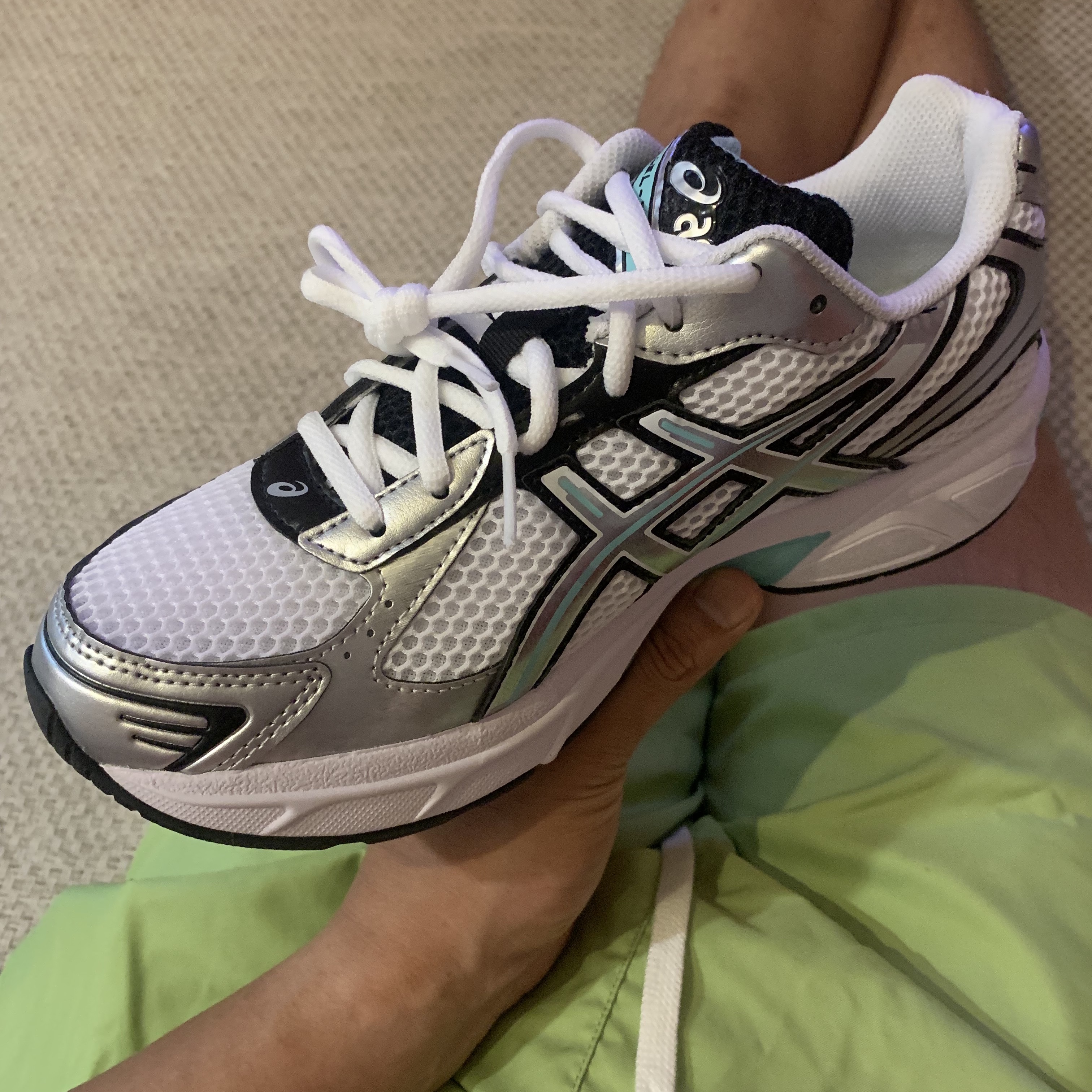 Asics Gel-1130 White Pure Silver 착용 스타일 - 3
