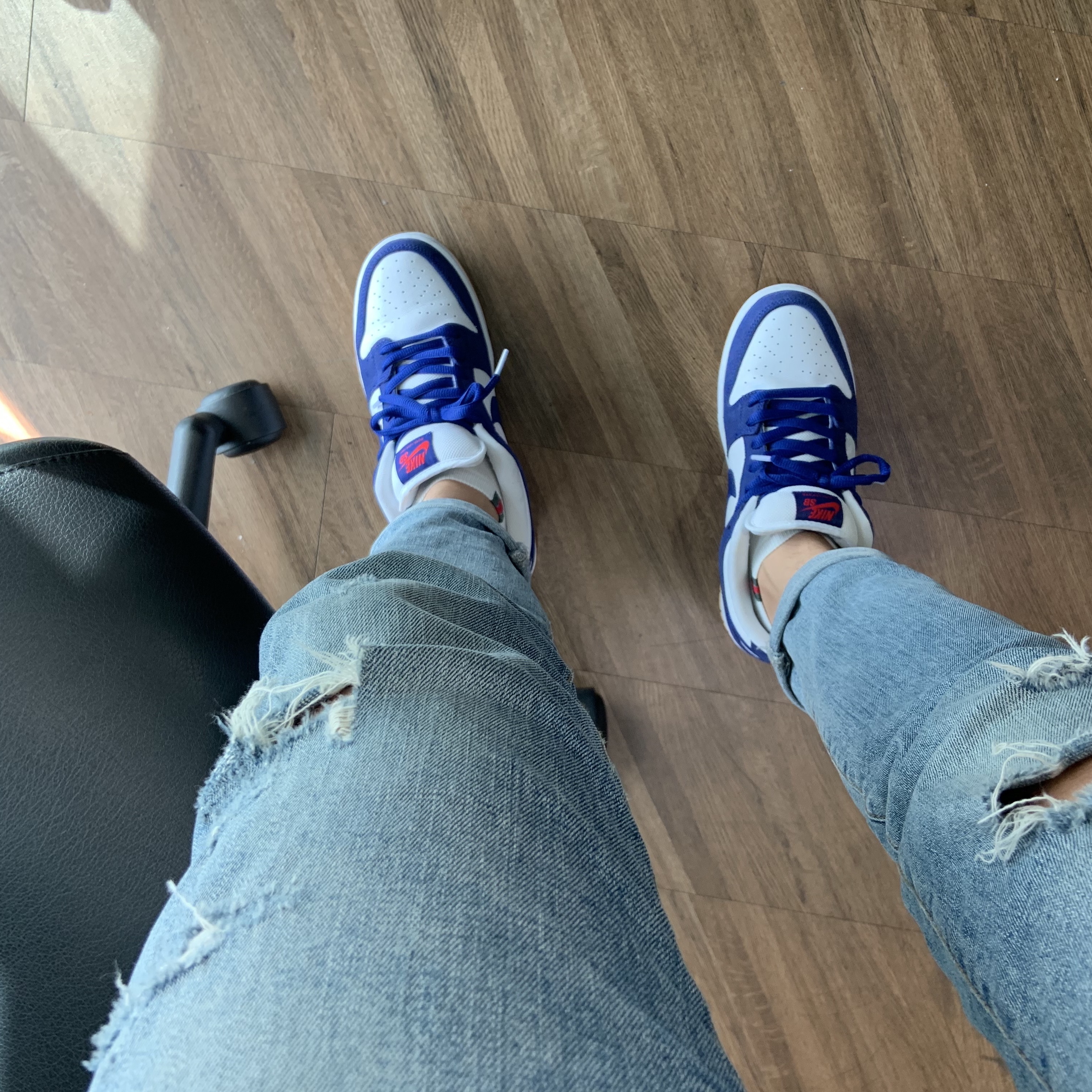 Nike SB Dunk Low Pro Premium Deep Royal Blue 착용 스타일 - 1
