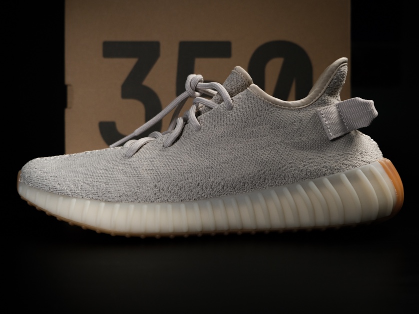 Adidas Yeezy Boost 350 V2 Sesame 2022 착용 스타일