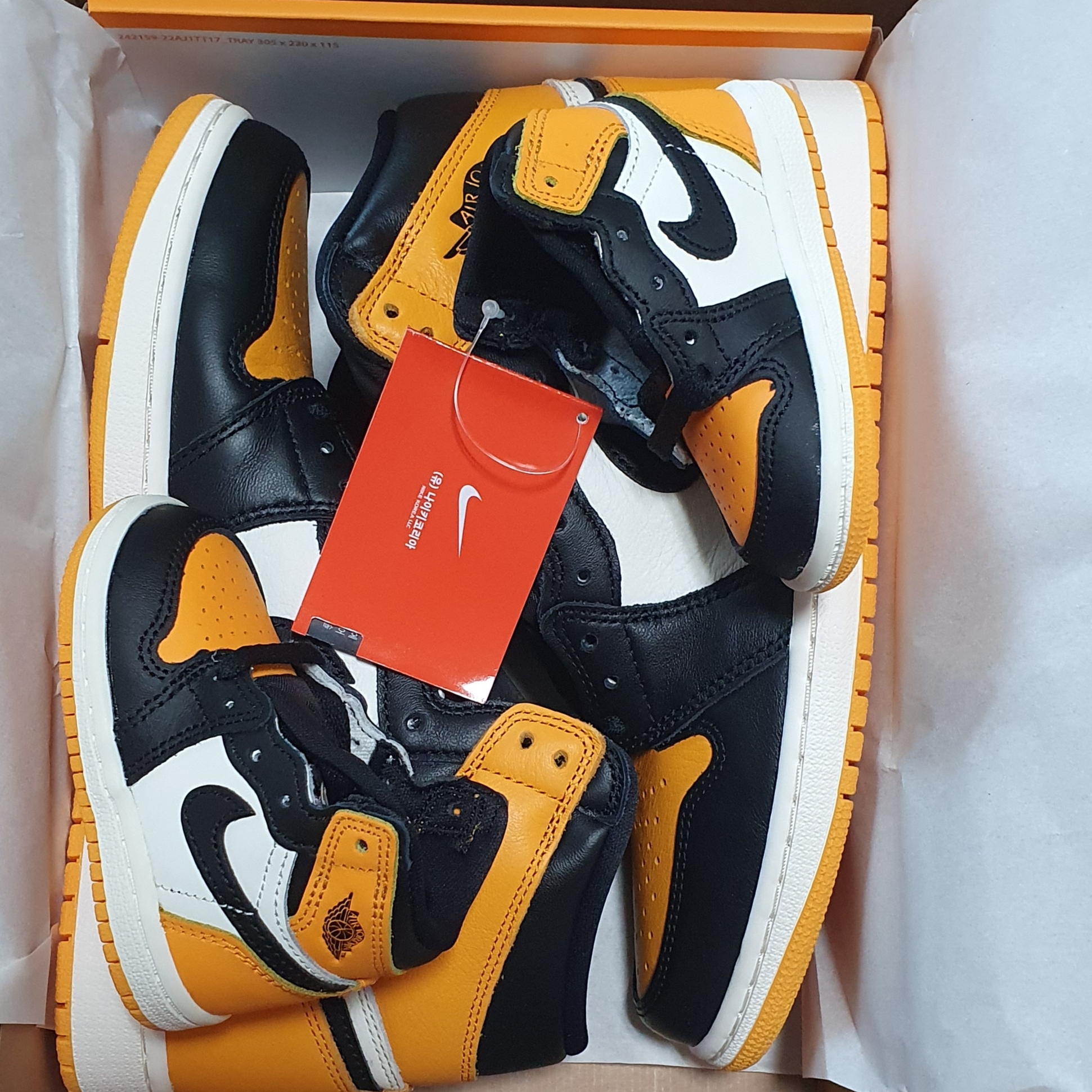 Jordan 1 Retro High OG Taxi, (GS) Jordan 1 Retro High OG Taxi 착용 스타일 - 3