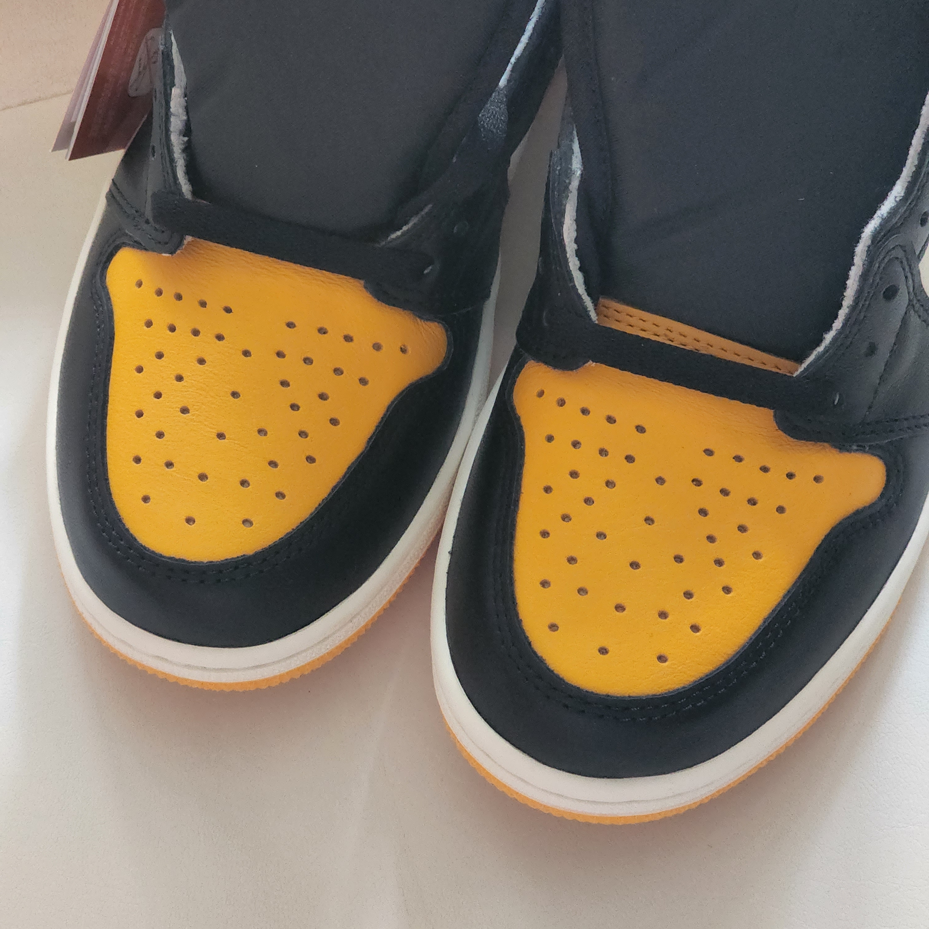 Jordan 1 Retro High OG Taxi 착용 스타일 - 2