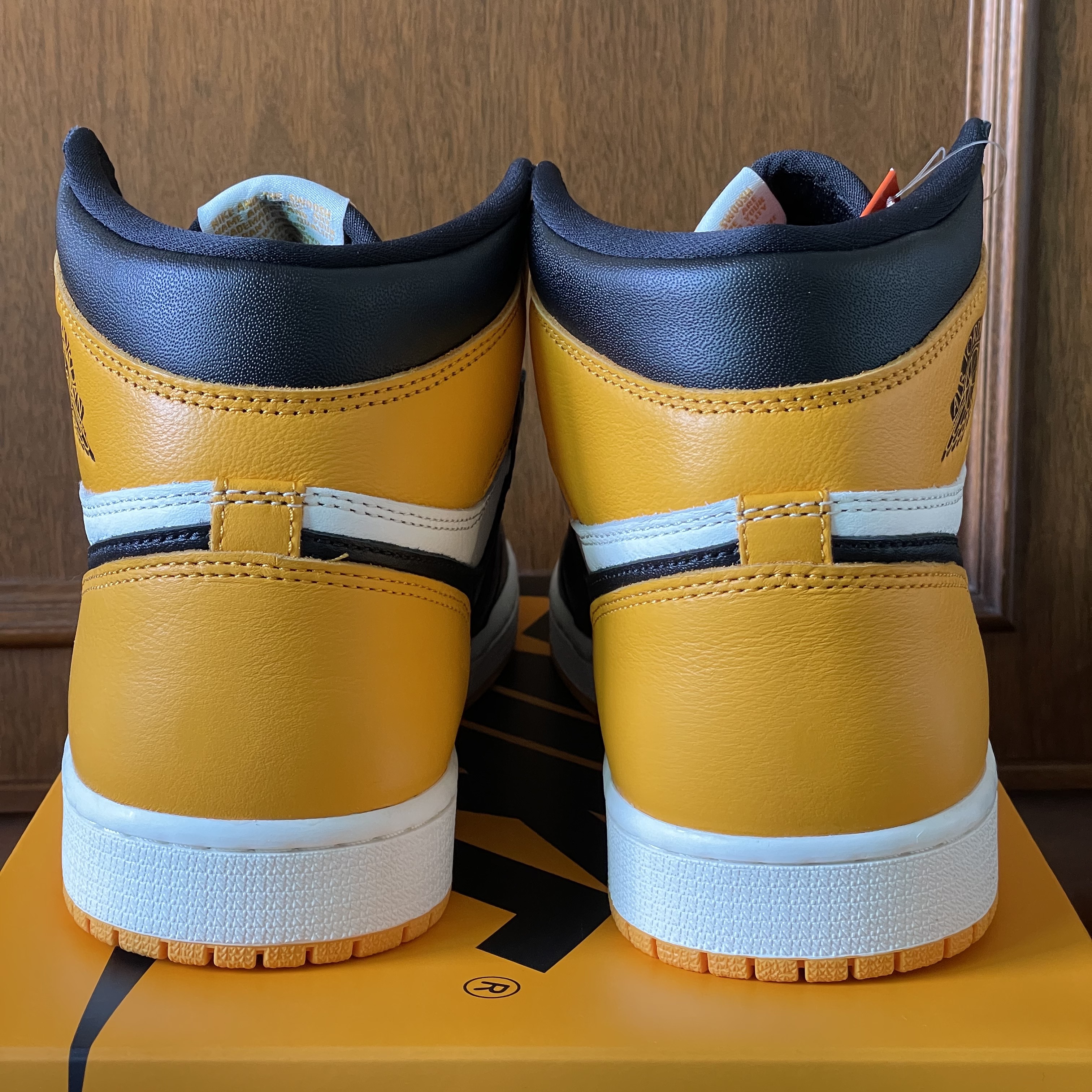 Jordan 1 Retro High OG Taxi 착용 스타일 - 4