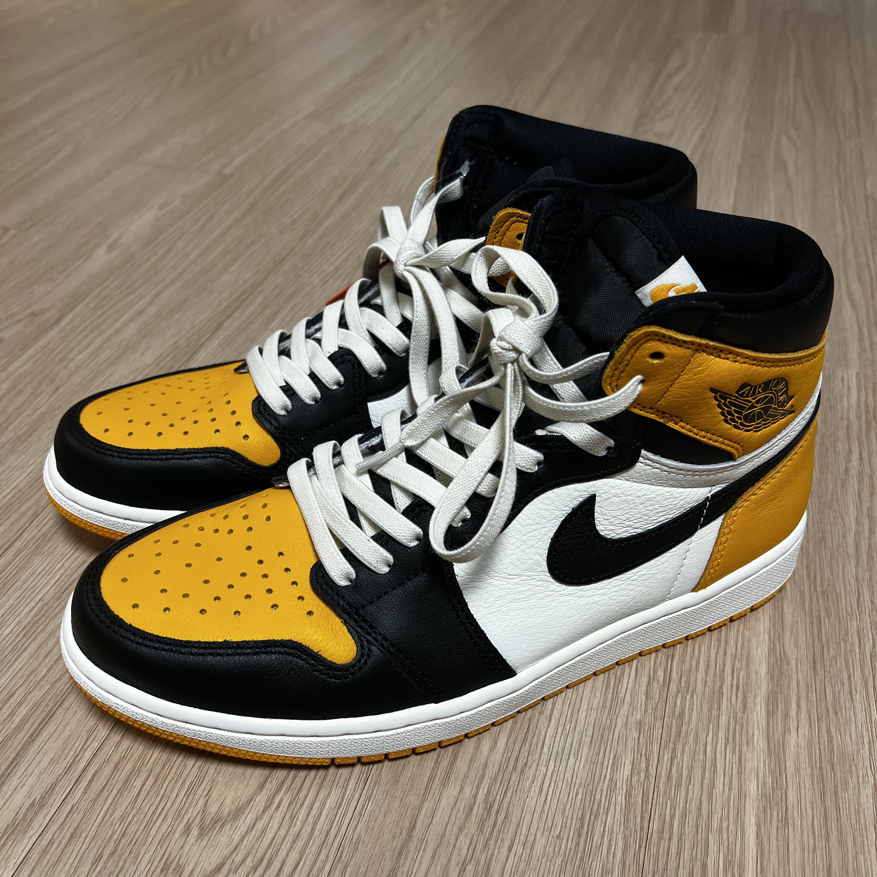 Jordan 1 Retro High OG Taxi 착용 스타일 - 2