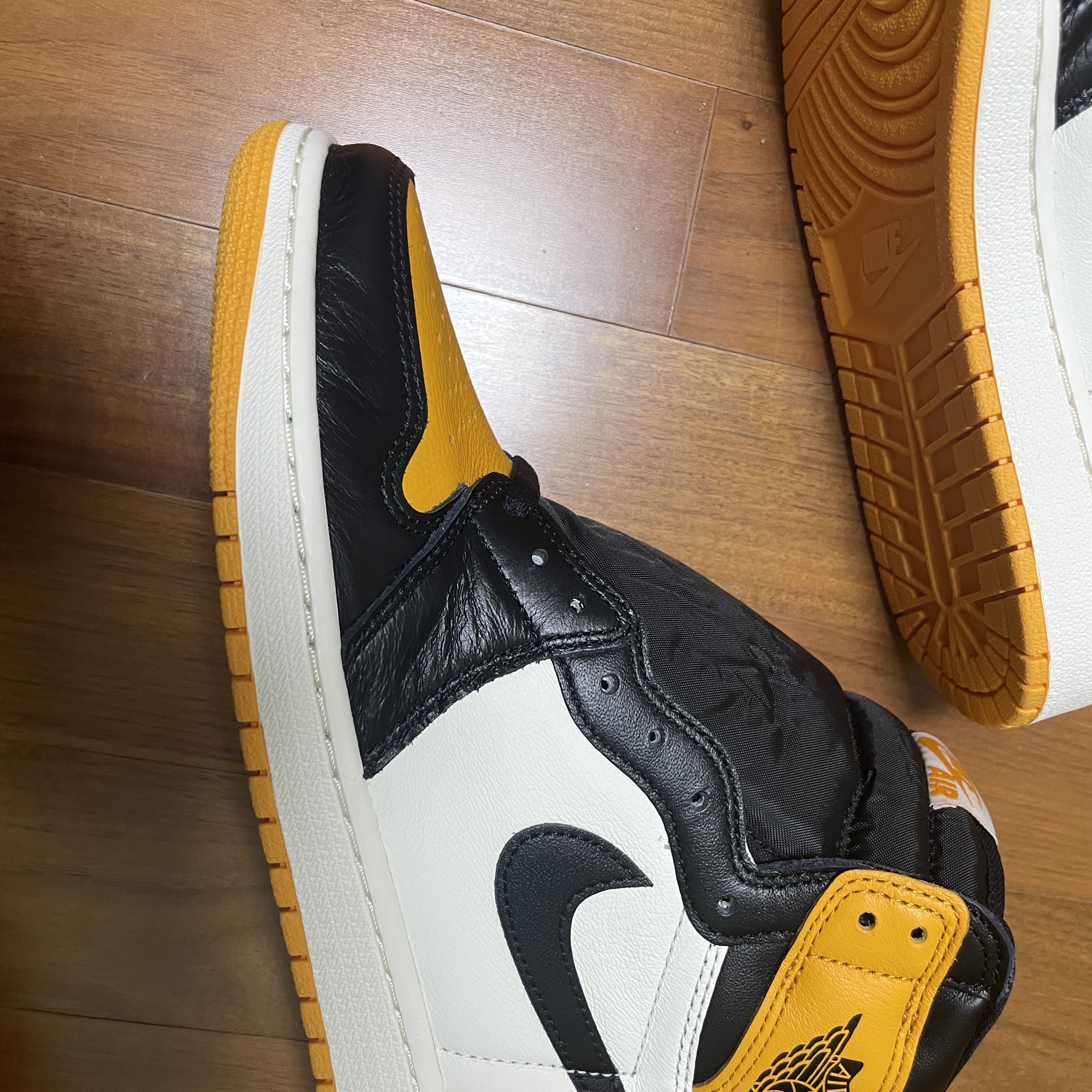 Jordan 1 Retro High OG Taxi 착용 스타일 - 2