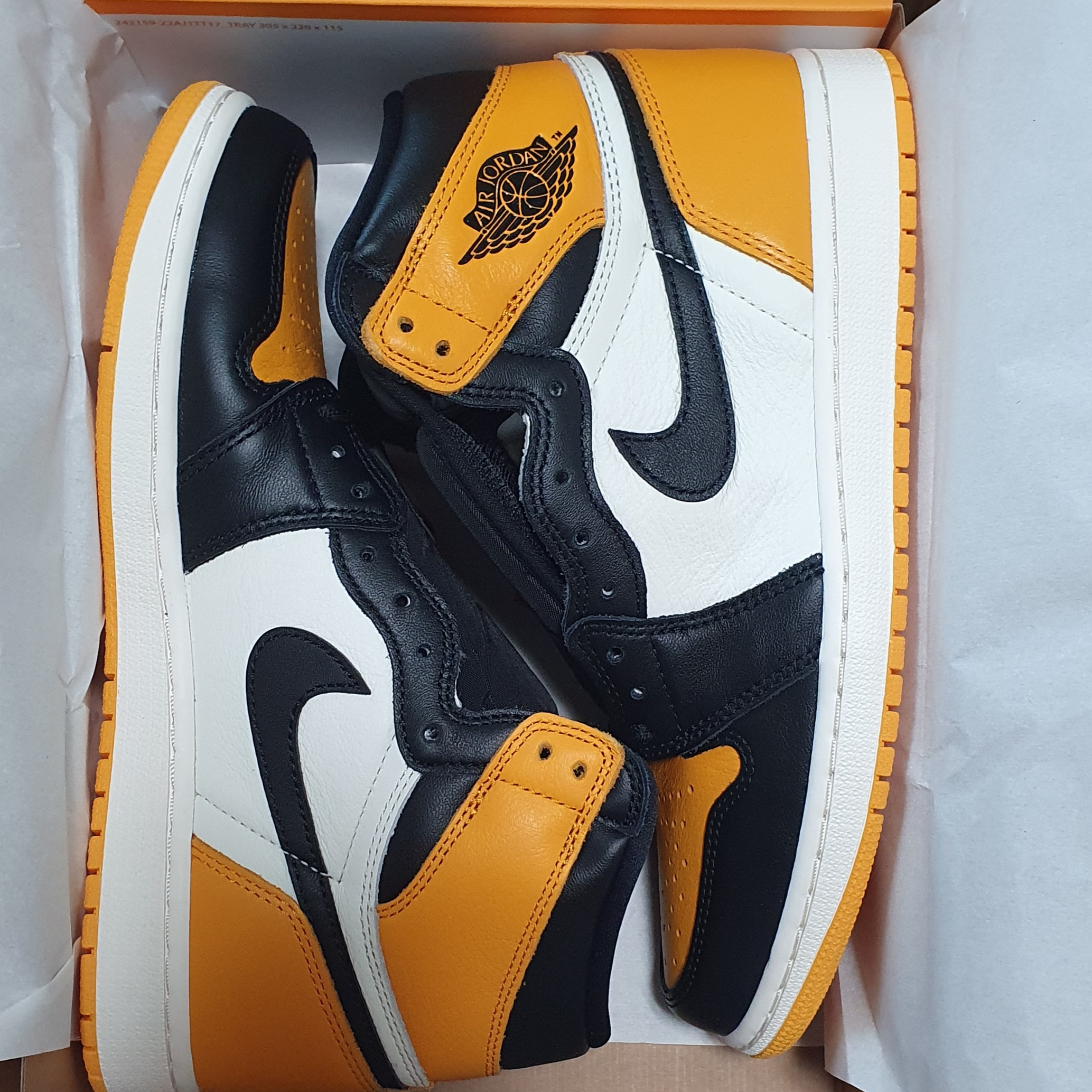 Jordan 1 Retro High OG Taxi, (GS) Jordan 1 Retro High OG Taxi 착용 스타일 - 1