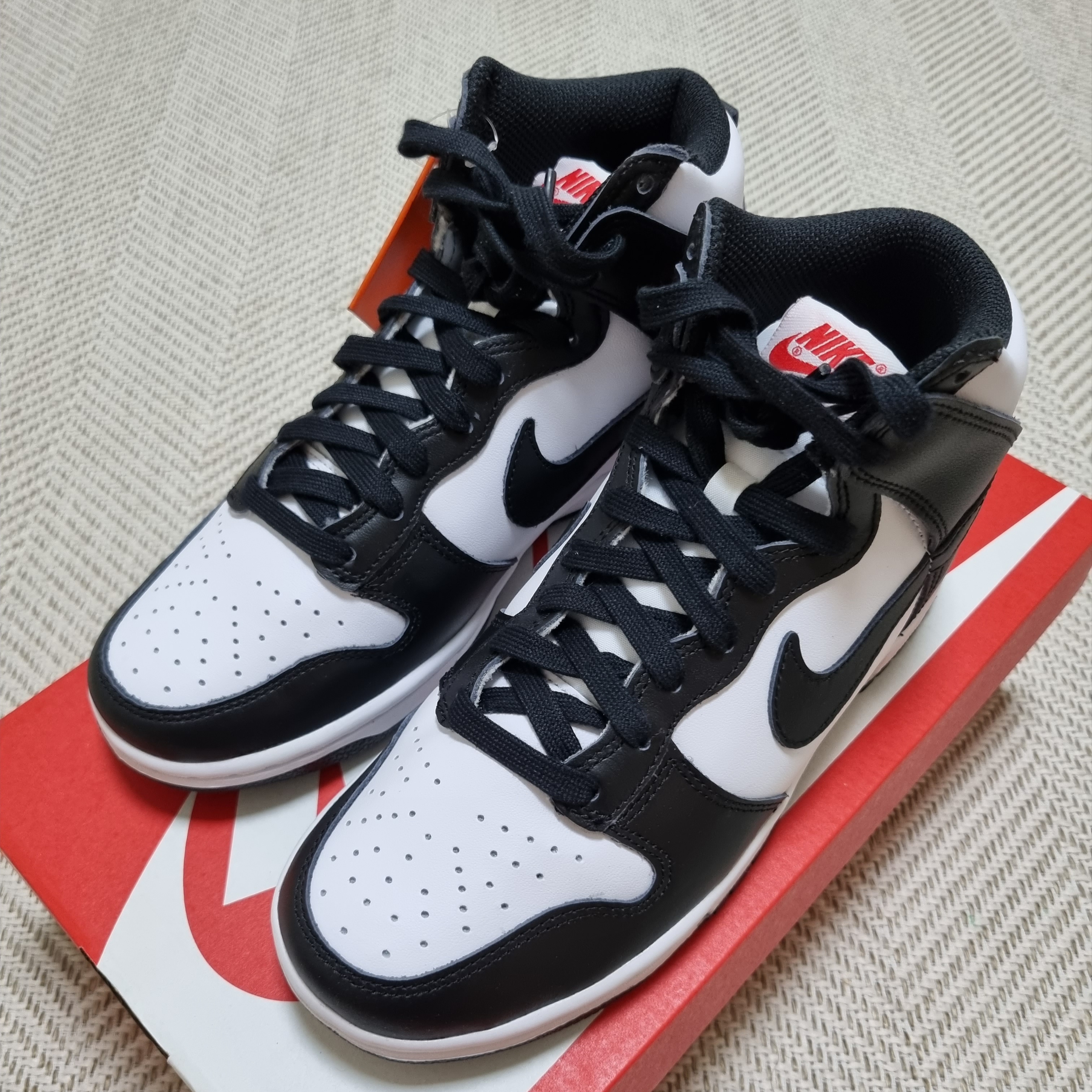 (W) Nike Dunk High Black and White, (PS) Nike Dunk Low Black 착용 스타일 - 1