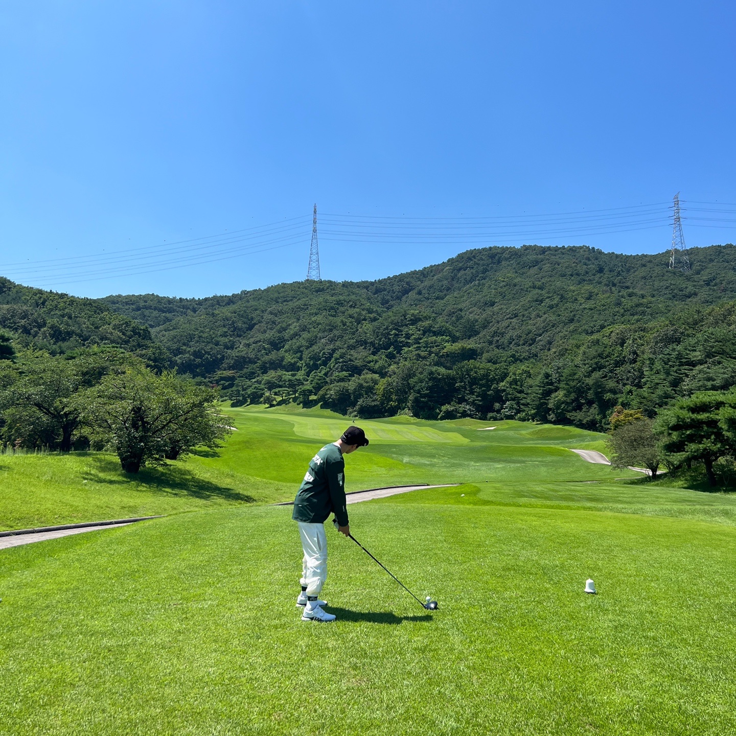 Nike x Drake Nocta Golf Crewneck Top Green - US/EU, Nike x Drake Nocta Golf Pants Sail - US/EU 착용 스타일