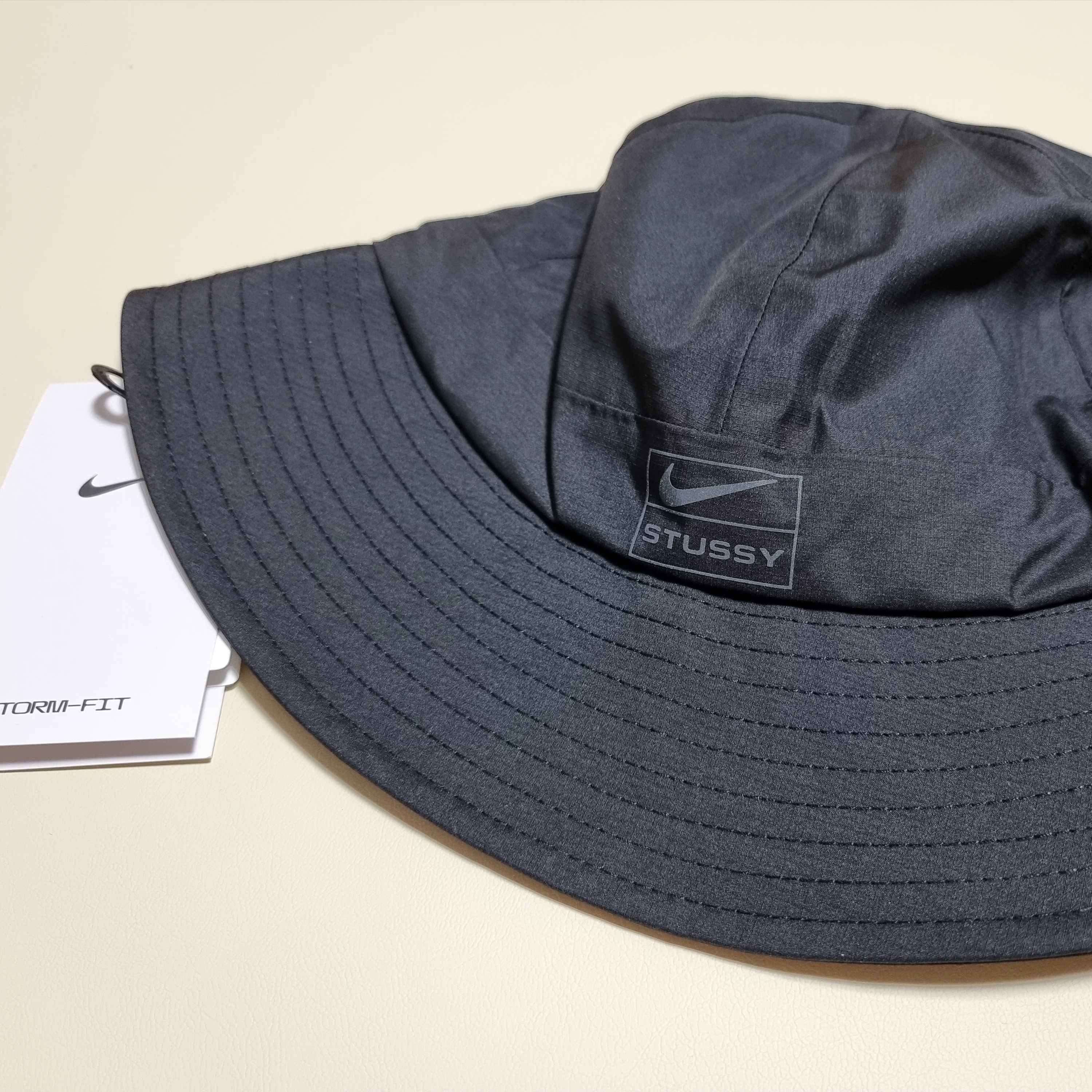 Nike x Stussy NRG FL Storm-Fit Bucket Hat Black 착용 스타일