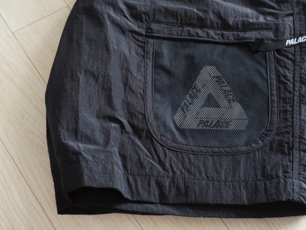 Palace Cripstop Grid Shorts Black - 22SS 착용 스타일 - 1