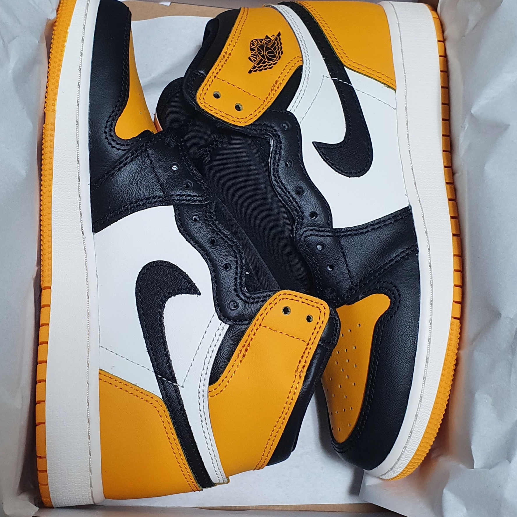 Jordan 1 Retro High OG Taxi, (GS) Jordan 1 Retro High OG Taxi 착용 스타일 - 2