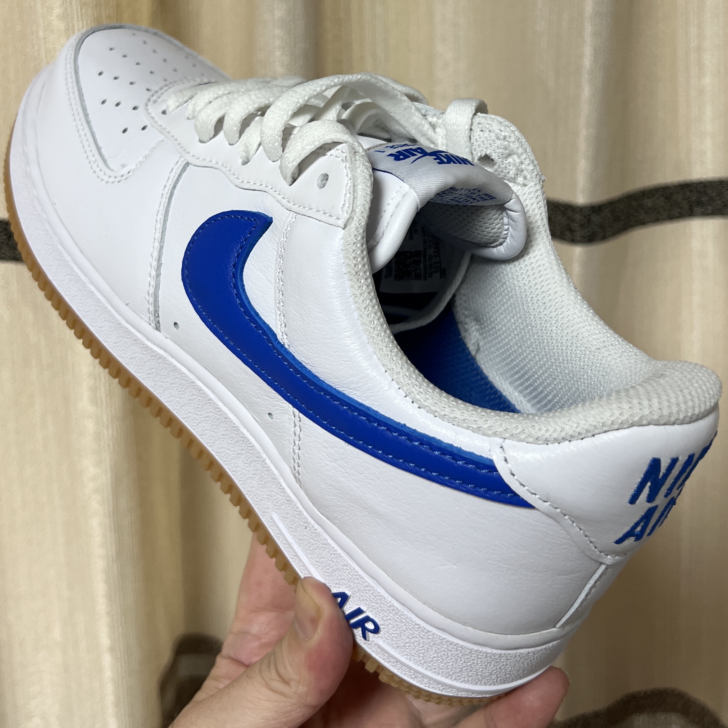 Nike Air Force 1 Low Retro Color of the Month Varsity Royal 착용 스타일 - 2
