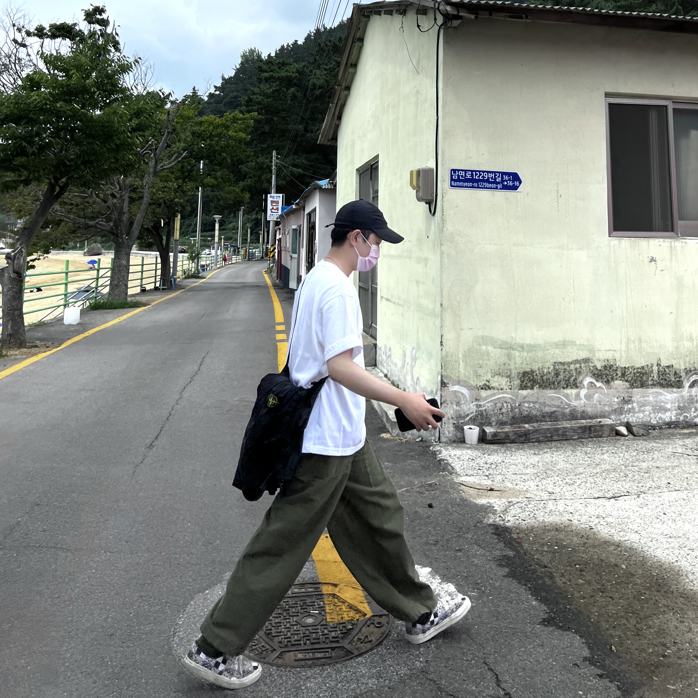Stone Island 99576 Nylon Metal 6-Panel Cap Black, Stone Island 113WN T.CO+OLD Overshirt Black - 21FW 착용 스타일 - 1