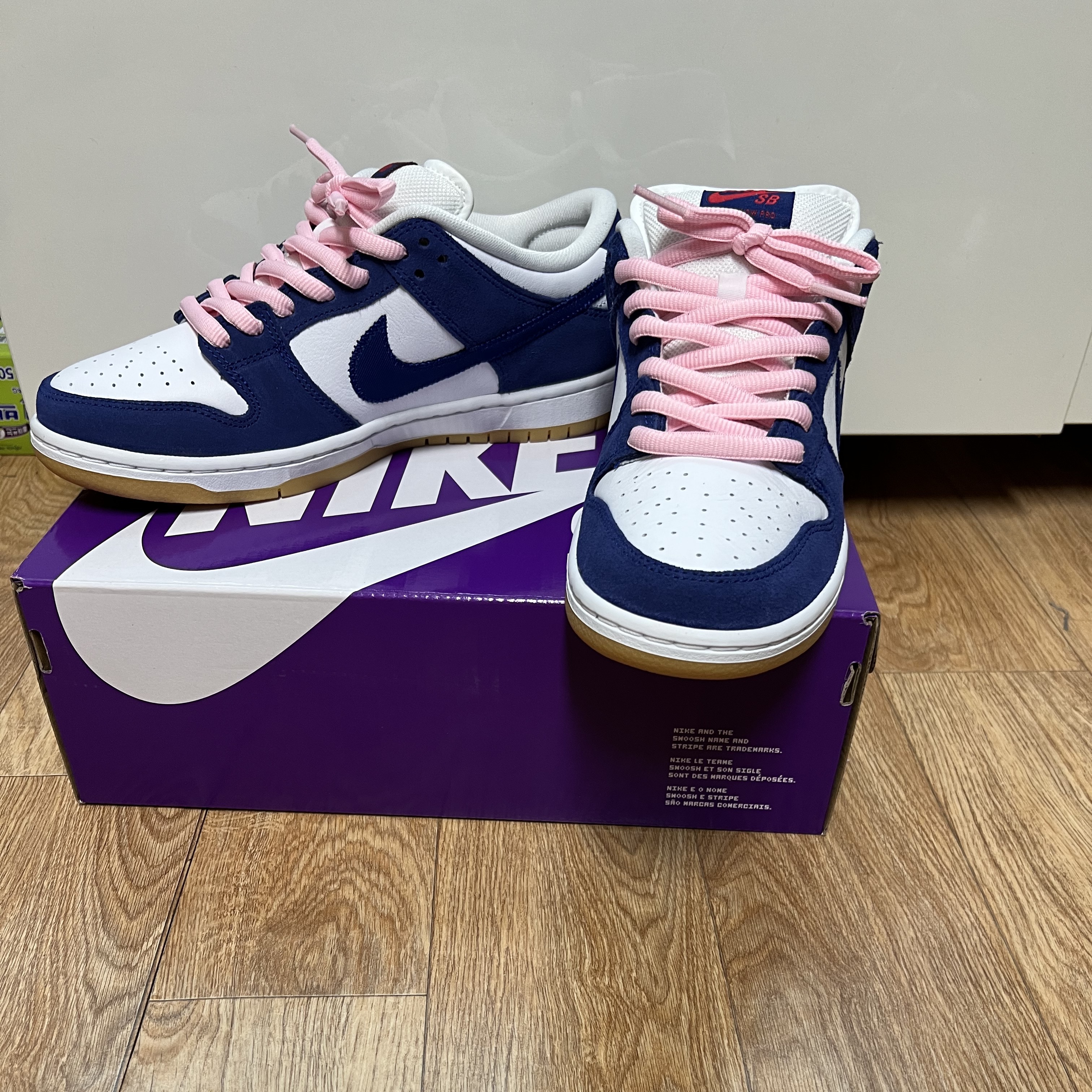 Nike SB Dunk Low Pro Premium Deep Royal Blue 착용 스타일