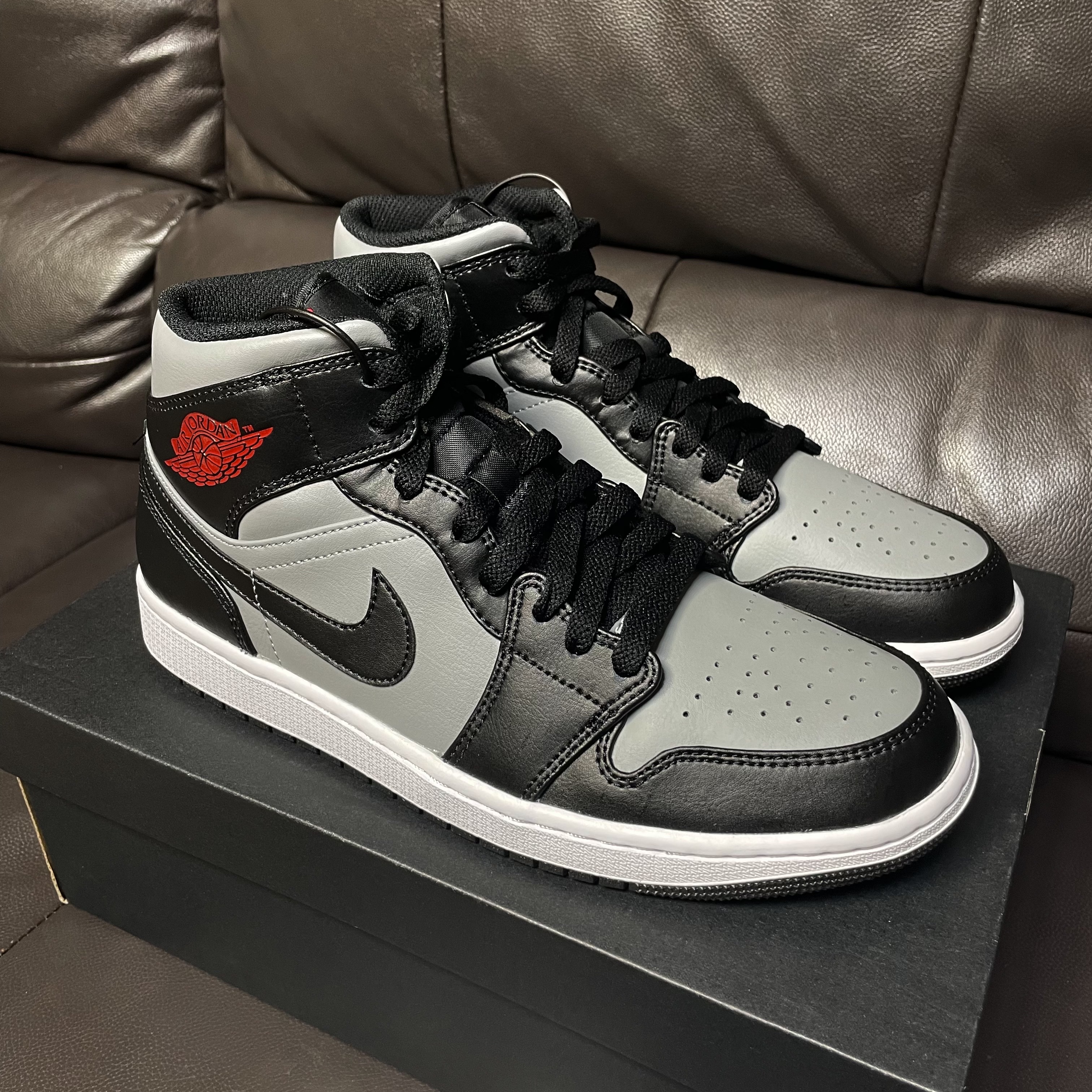 Jordan 1 Mid Shadow 착용 스타일 - 2