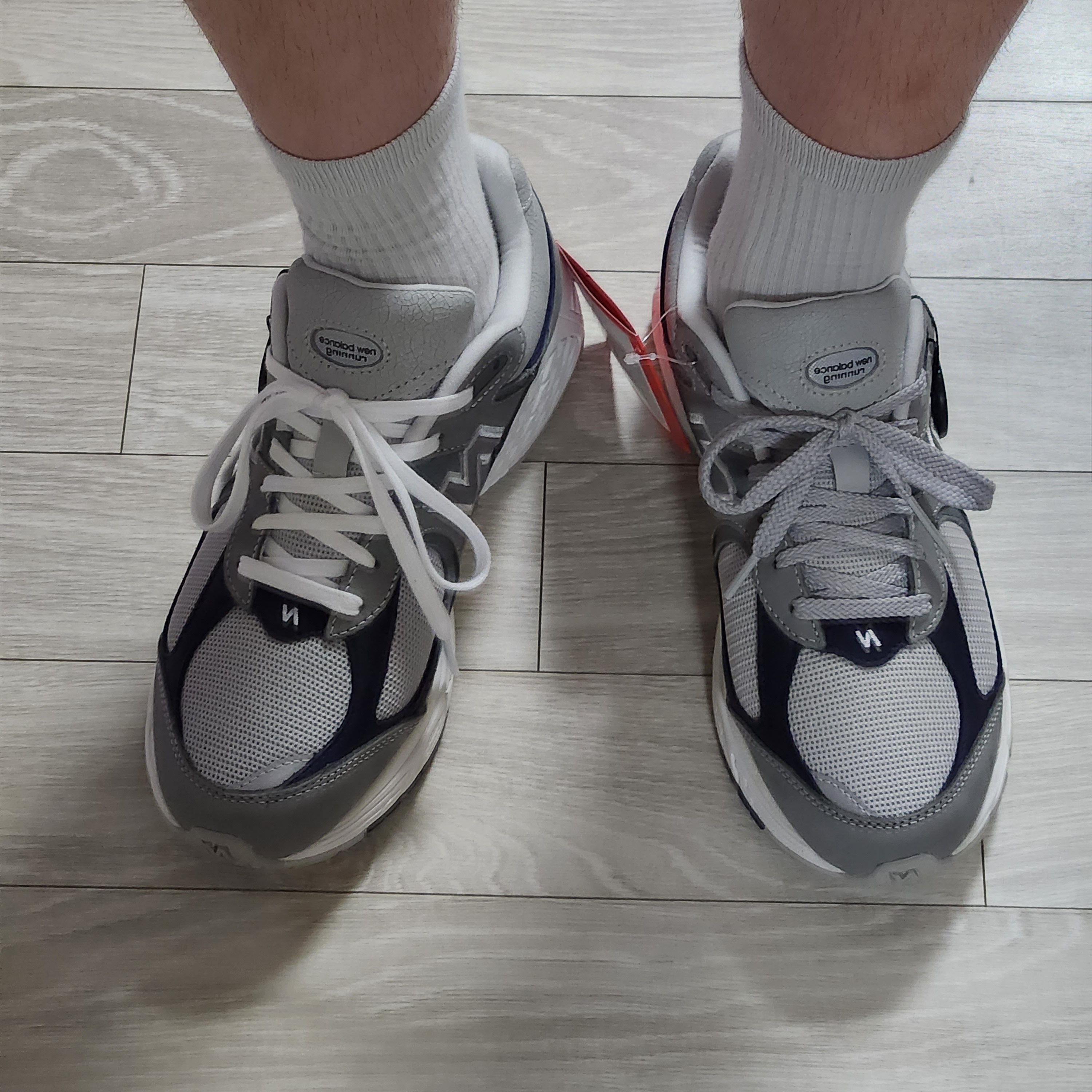 New Balance x Thisisneverthat 2002R 2022 Downtown Run 착용 스타일 - 1