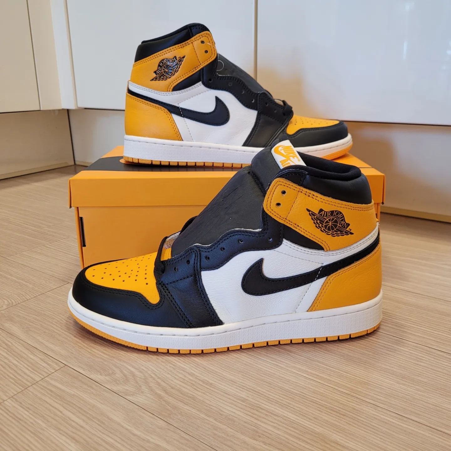 Jordan 1 Retro High OG Taxi 착용 스타일 - 4