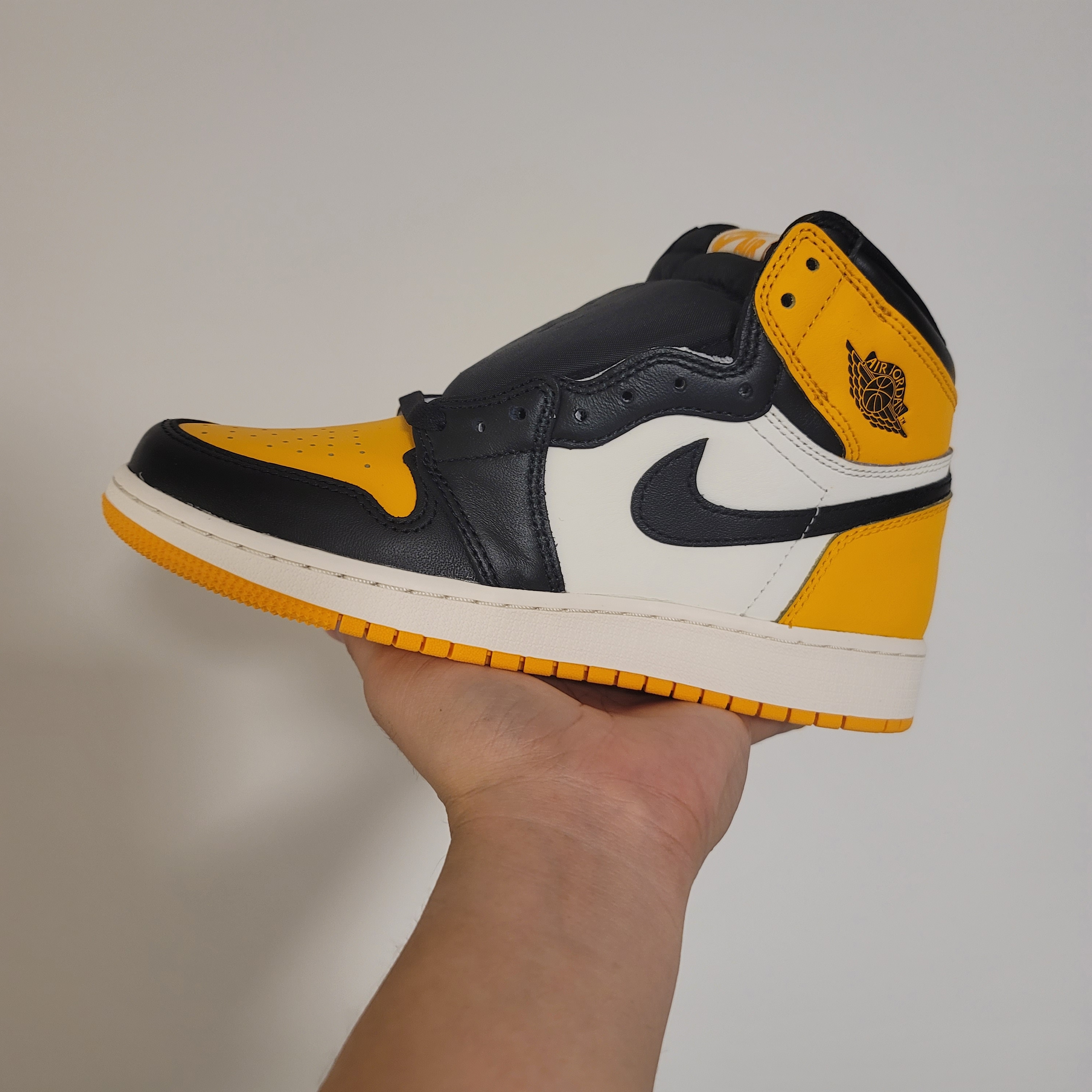 Jordan 1 Retro High OG Taxi, (GS) Jordan 1 Retro High OG Taxi 착용 스타일 - 2